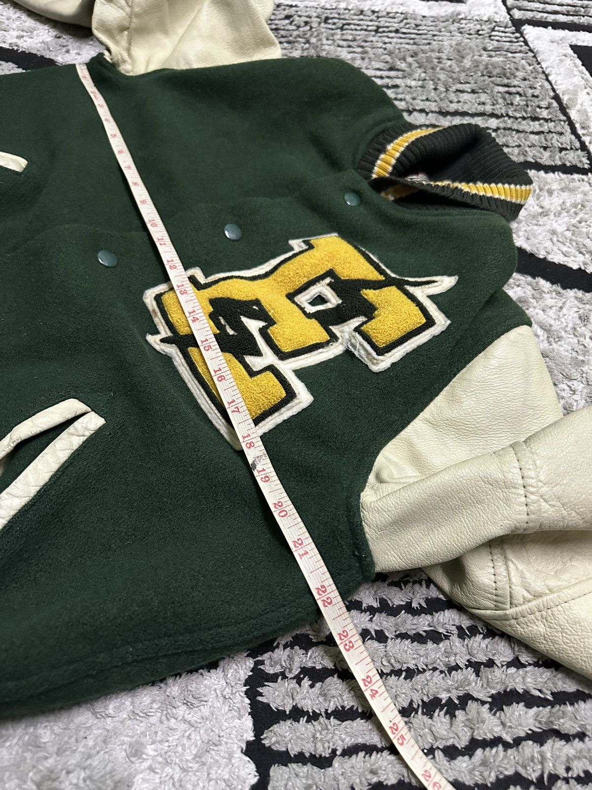 MLB Vintage 80s whiting Los Angeles varsity jacket Size US M / EU 48-50 / 2 - 5 Thumbnail