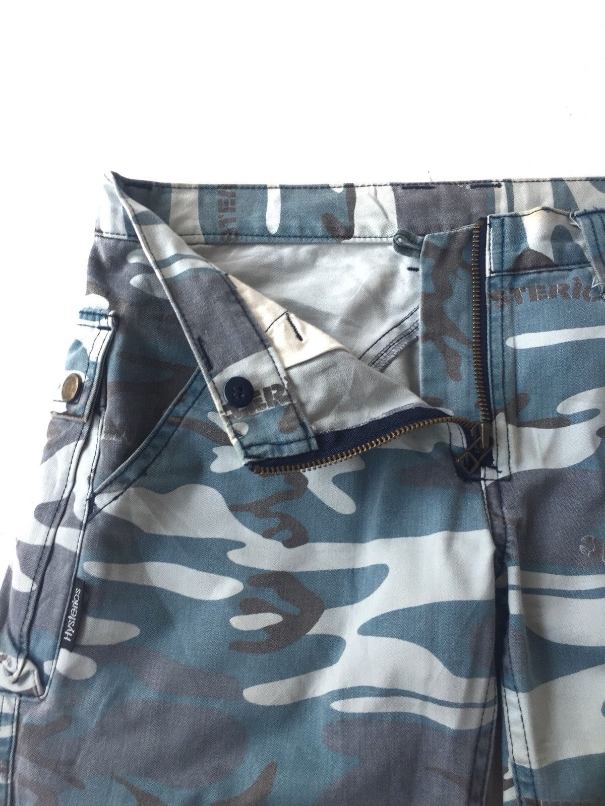Hysteric Glamour OG Hysteric Glamour Camo Cargo Shorts Wtaps Size US 30 / EU 46 - 6 Thumbnail