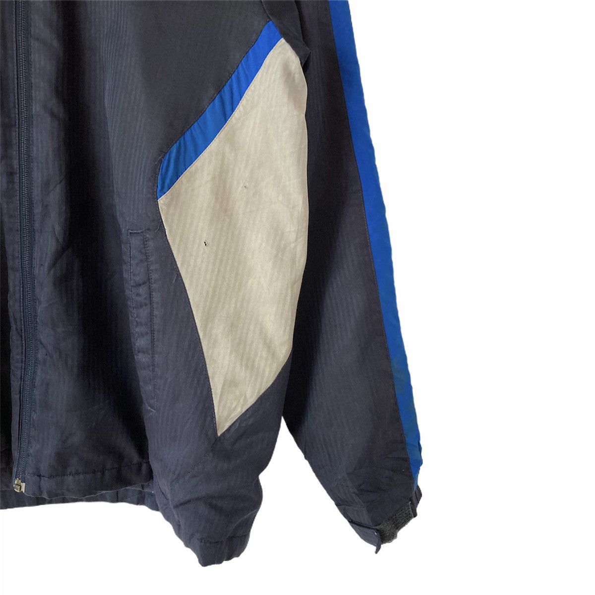 Nike 🔥LAST PRICE🔥 Nike Strips Windbreaker Hooded Size US L / EU 52-54 / 3 - 4 Thumbnail