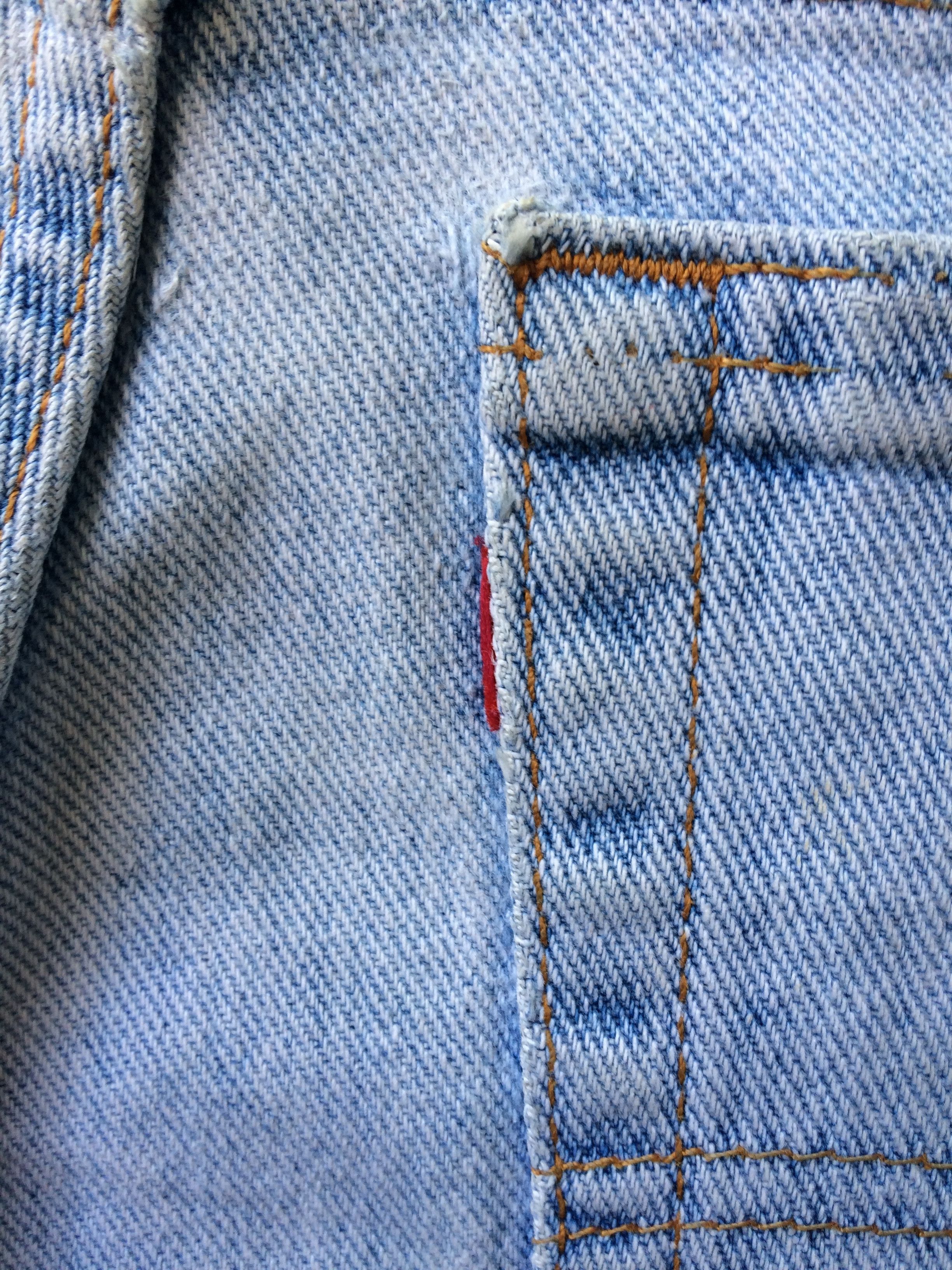 Levi's × Vintage Levis 560 Light Wash Jeans #B-660 Size US 32 / EU 48 - 9 Thumbnail