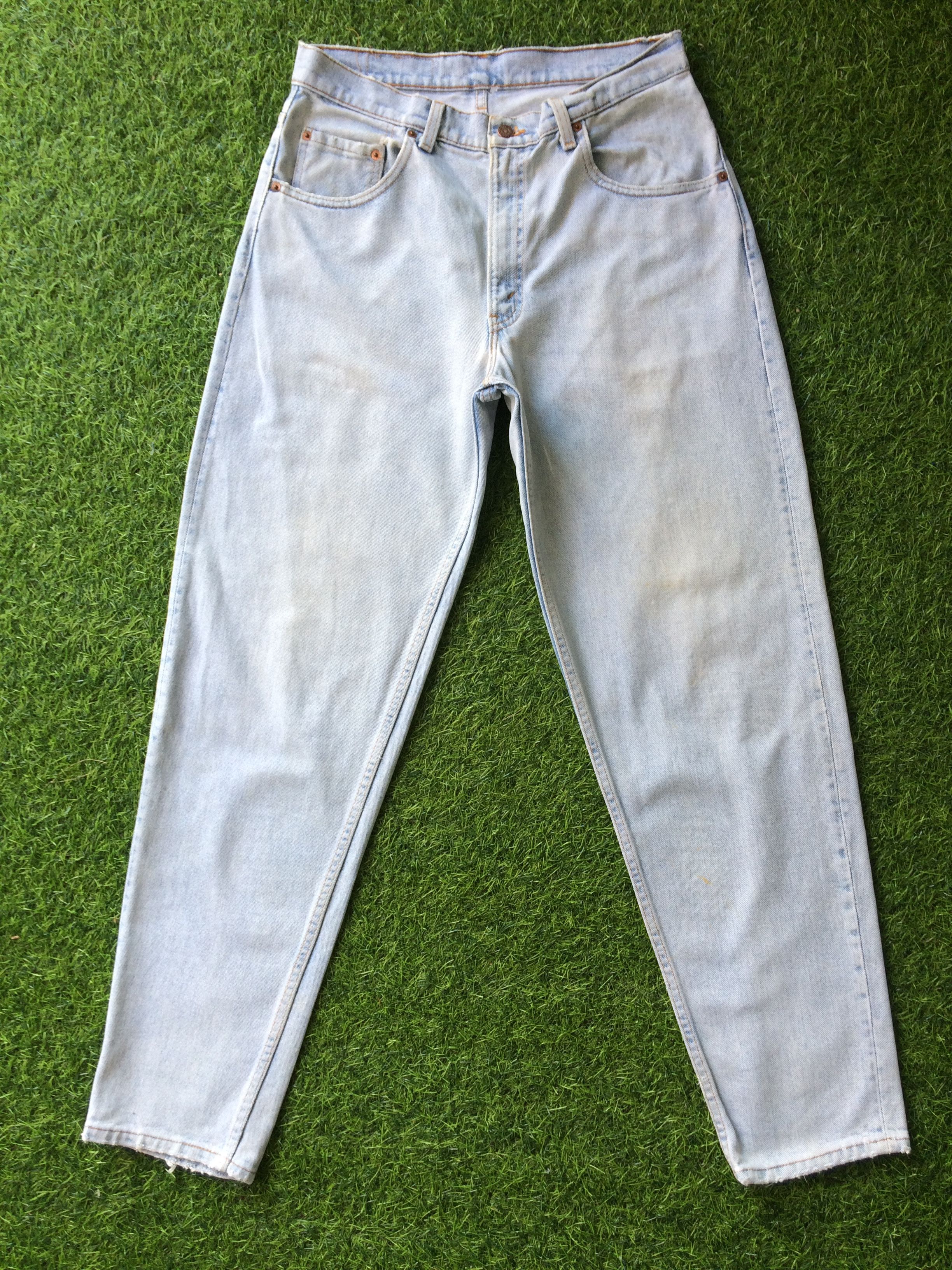 Levi's × Vintage Levis 560 Light Wash Jeans #B-660 Size US 32 / EU 48 - 1 Thumbnail