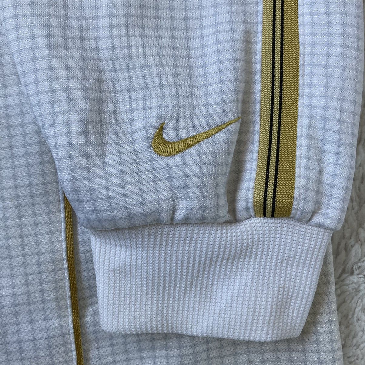 Nike 🔥LAST PRICE🔥 Vintage Nike Tracking Jacket Yellow Stripes Size US M / EU 48-50 / 2 - 10 Thumbnail