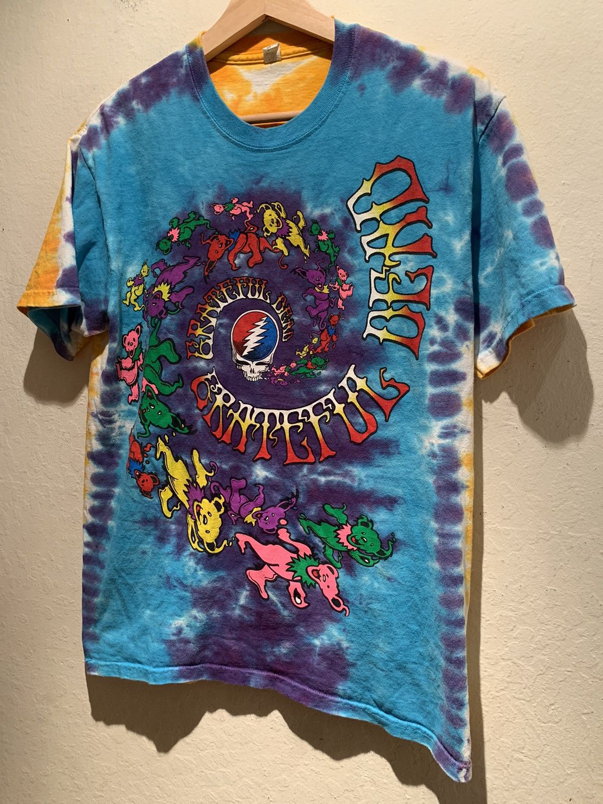 image of Vintage Grateful Dead Spiral Tie-Dye Rock Band Shirt in Tie/Dye/Rainbow, Men's (Size Medium)