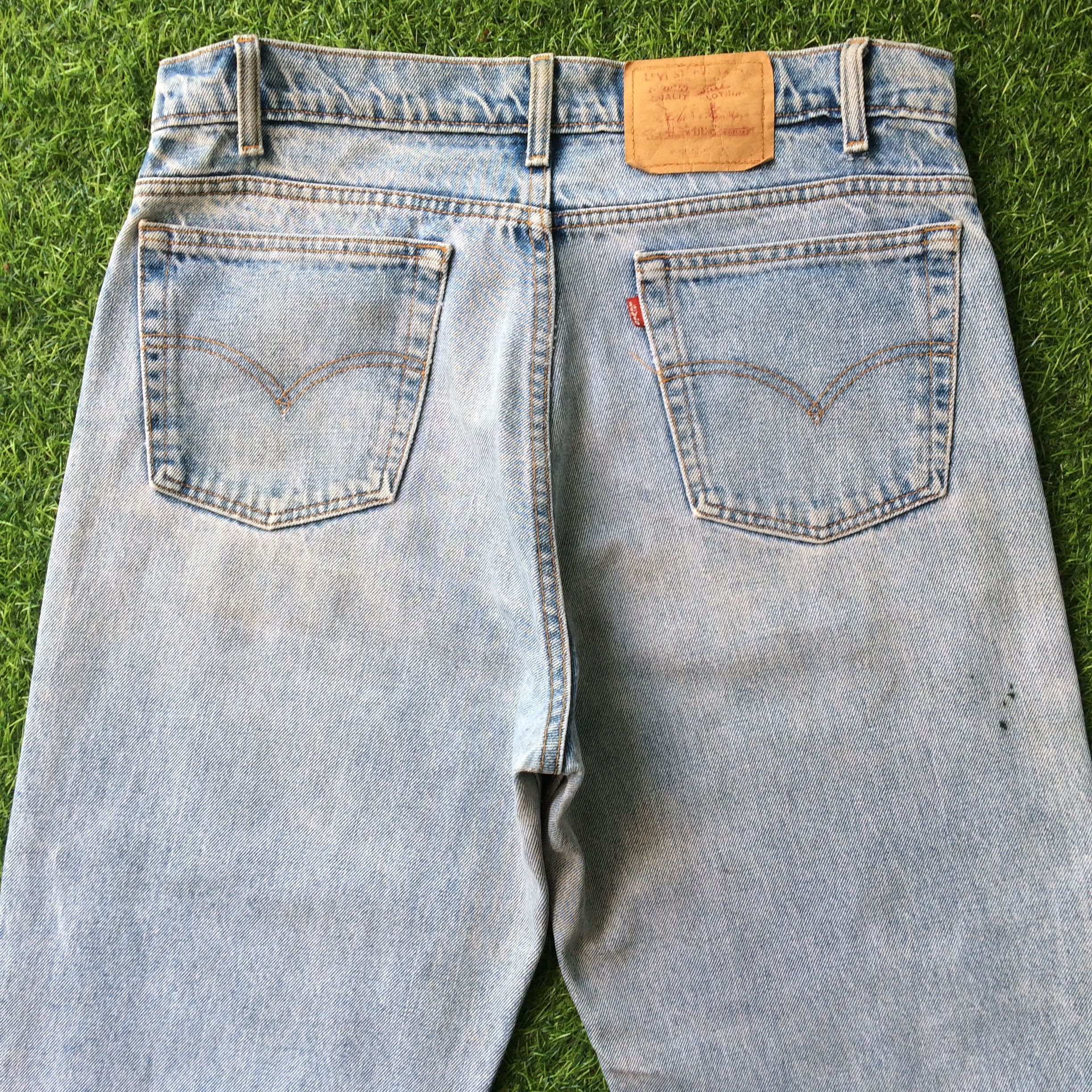 Jean × Vintage Levis 550 Light Wash Jeans #B-664 Size US 35 - 4 Thumbnail