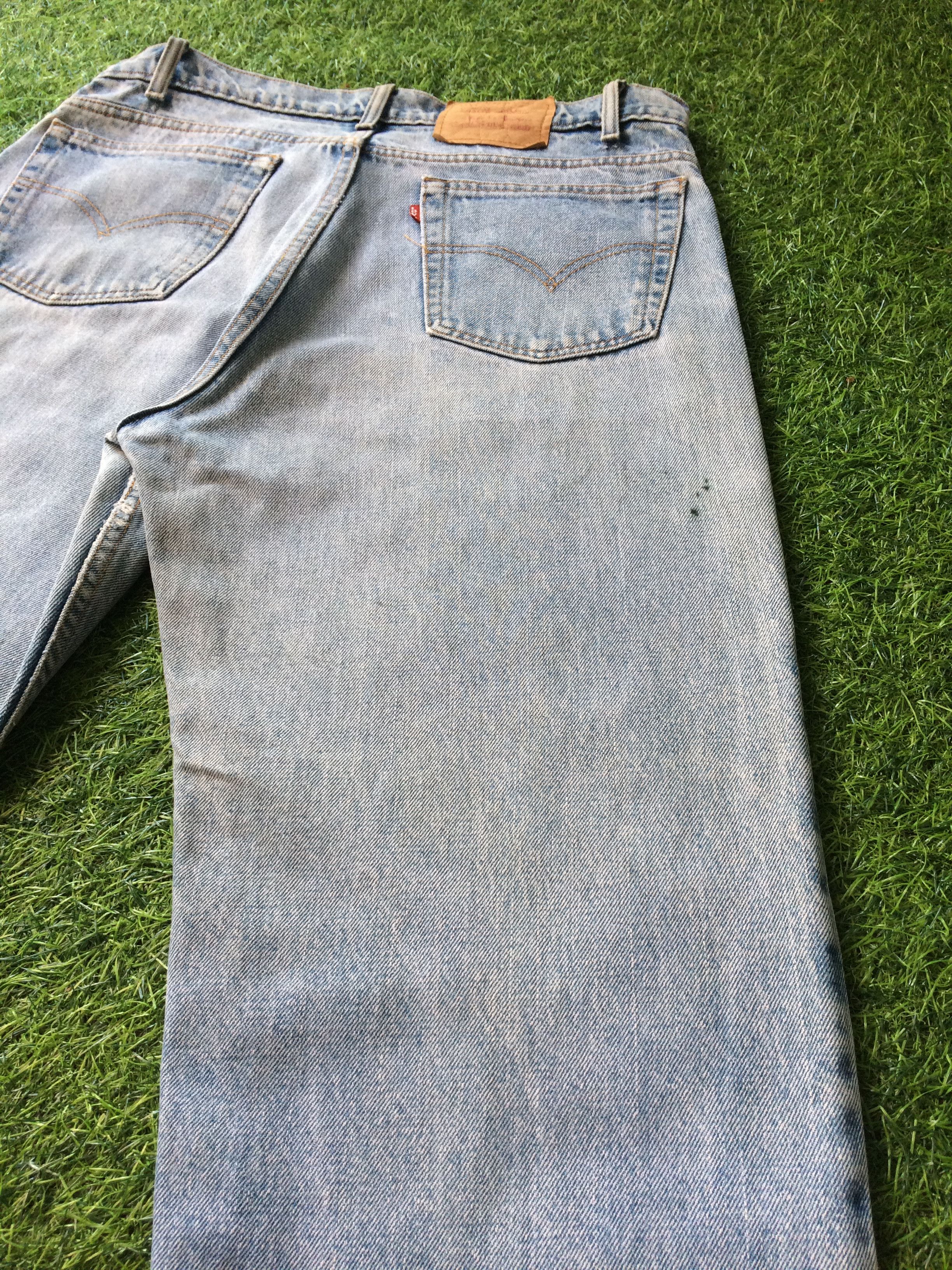 Jean × Vintage Levis 550 Light Wash Jeans #B-664 Size US 35 - 7 Thumbnail