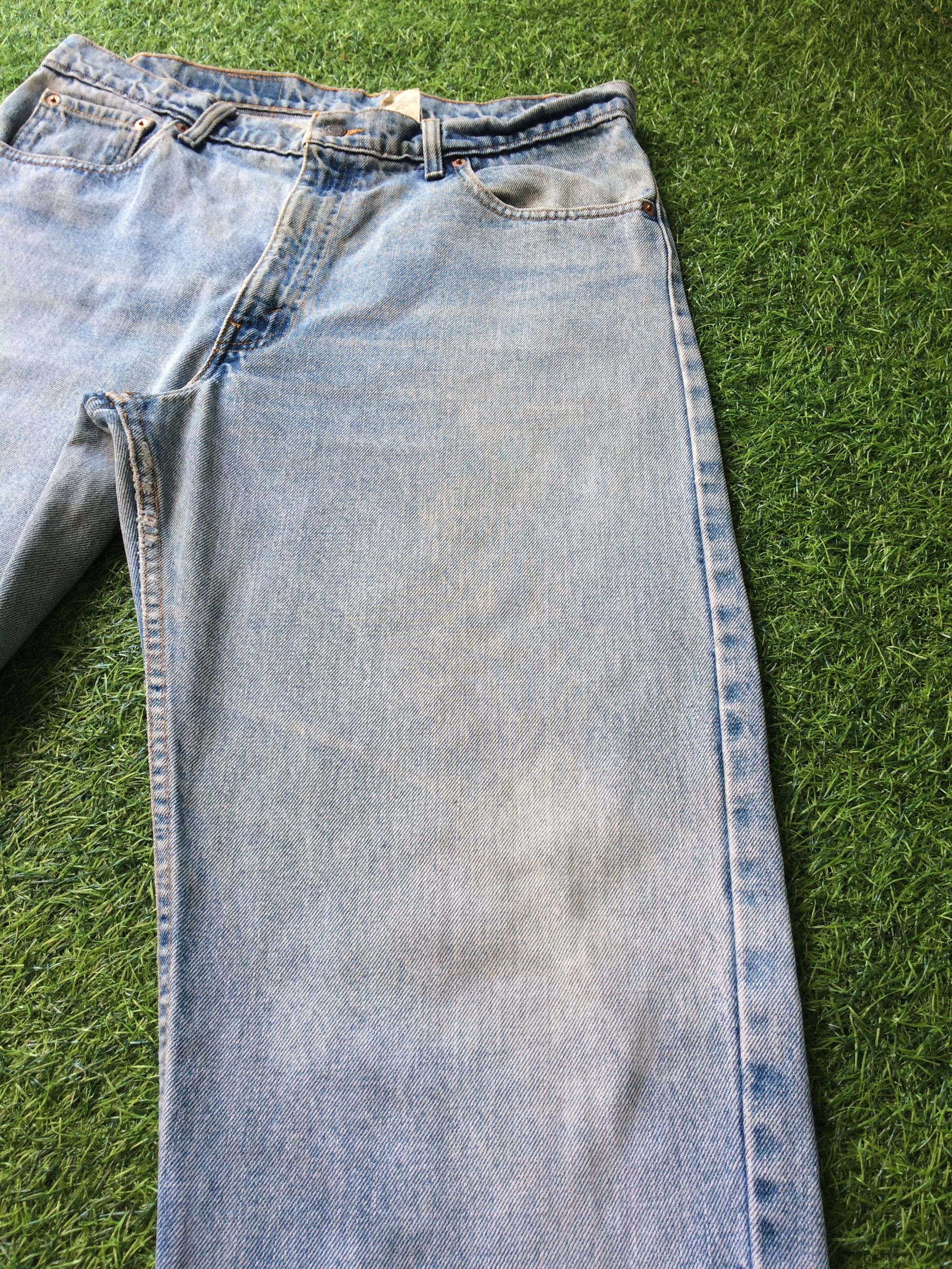 Jean × Vintage Levis 550 Light Wash Jeans #B-664 Size US 35 - 6 Thumbnail