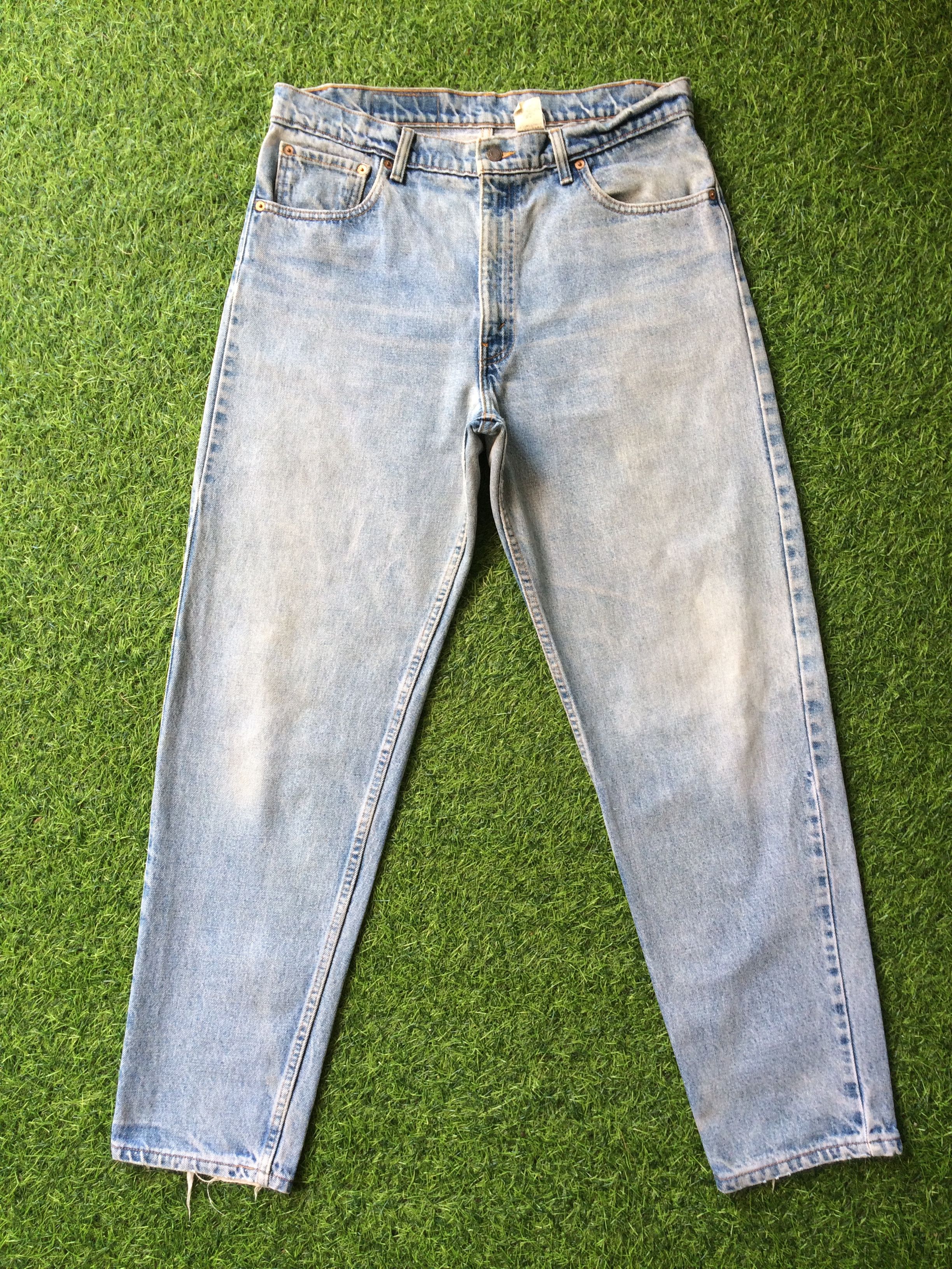 Jean × Vintage Levis 550 Light Wash Jeans #B-664 Size US 35 - 1 Thumbnail