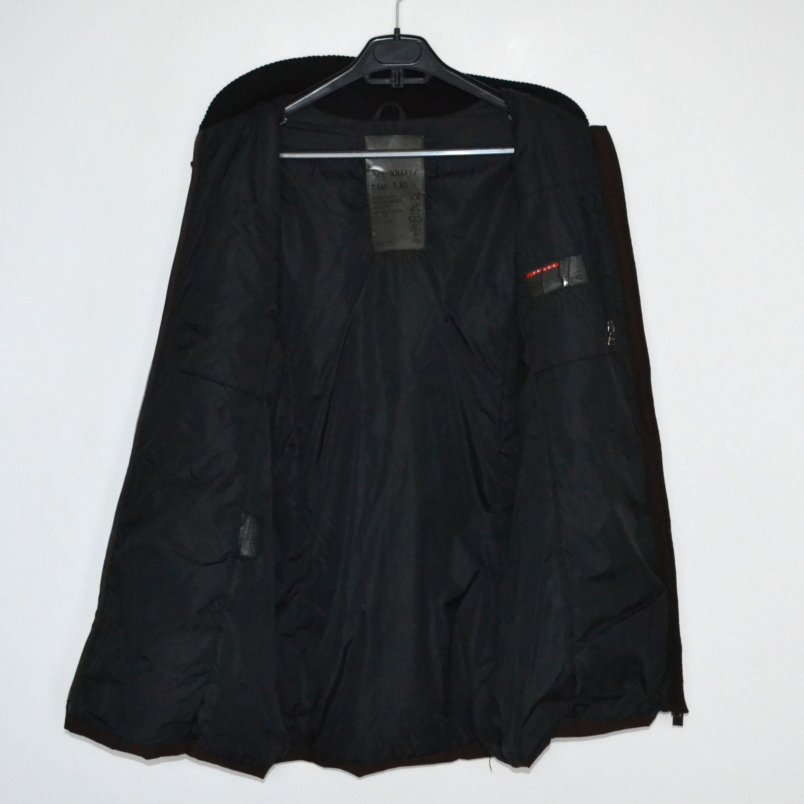 Prada PRADA Jacket Nylon Brown Zip Coat Red Tab Fur Hooded Size M / US 6-8 / IT 42-44 - 5 Thumbnail