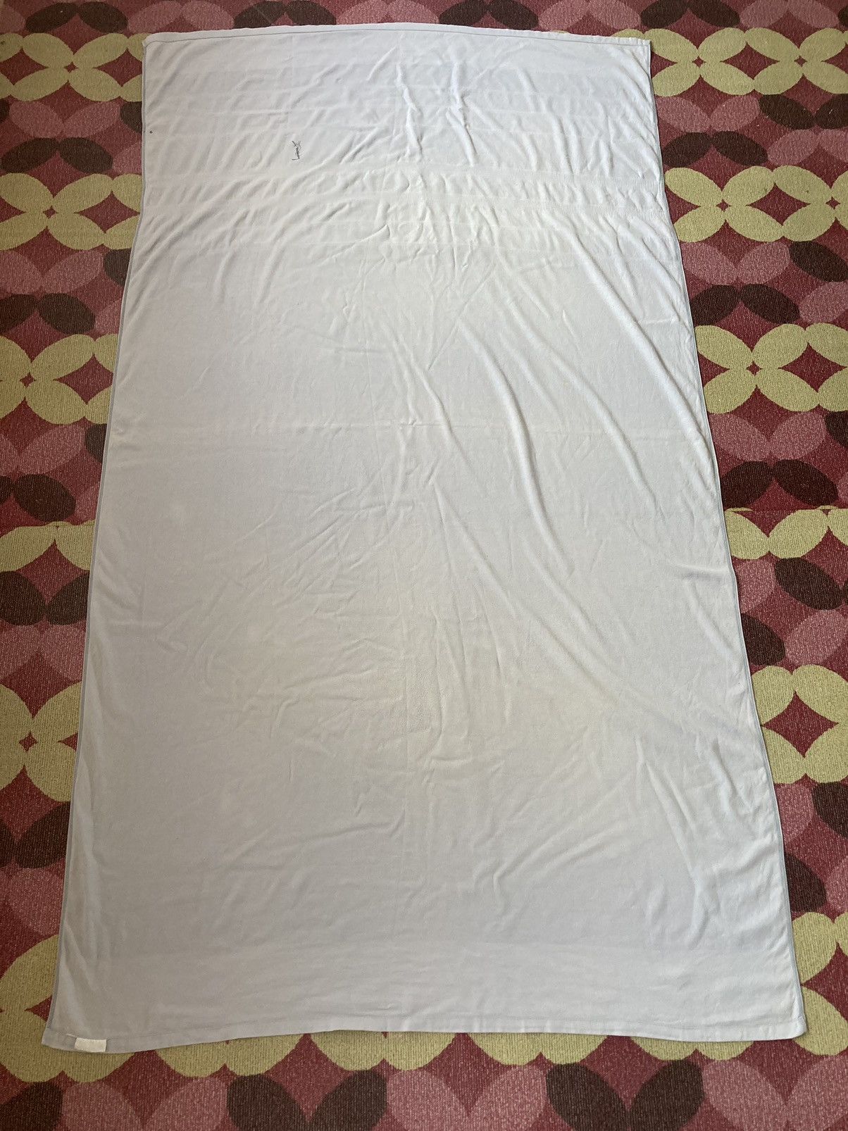 Yves Saint Laurent Yves Saint Laurent linge de maison Blanket Size ONE SIZE - 10 Thumbnail