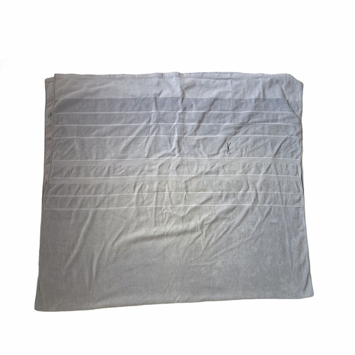 Yves Saint Laurent Yves Saint Laurent linge de maison Blanket Size ONE SIZE - 4 Thumbnail