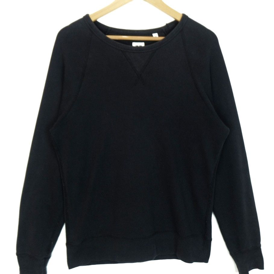 Uniqlo UNIQLO Black Plain Sweatshirts Jumper Pullover Sweater Size US L / EU 52-54 / 3 - 2 Thumbnail