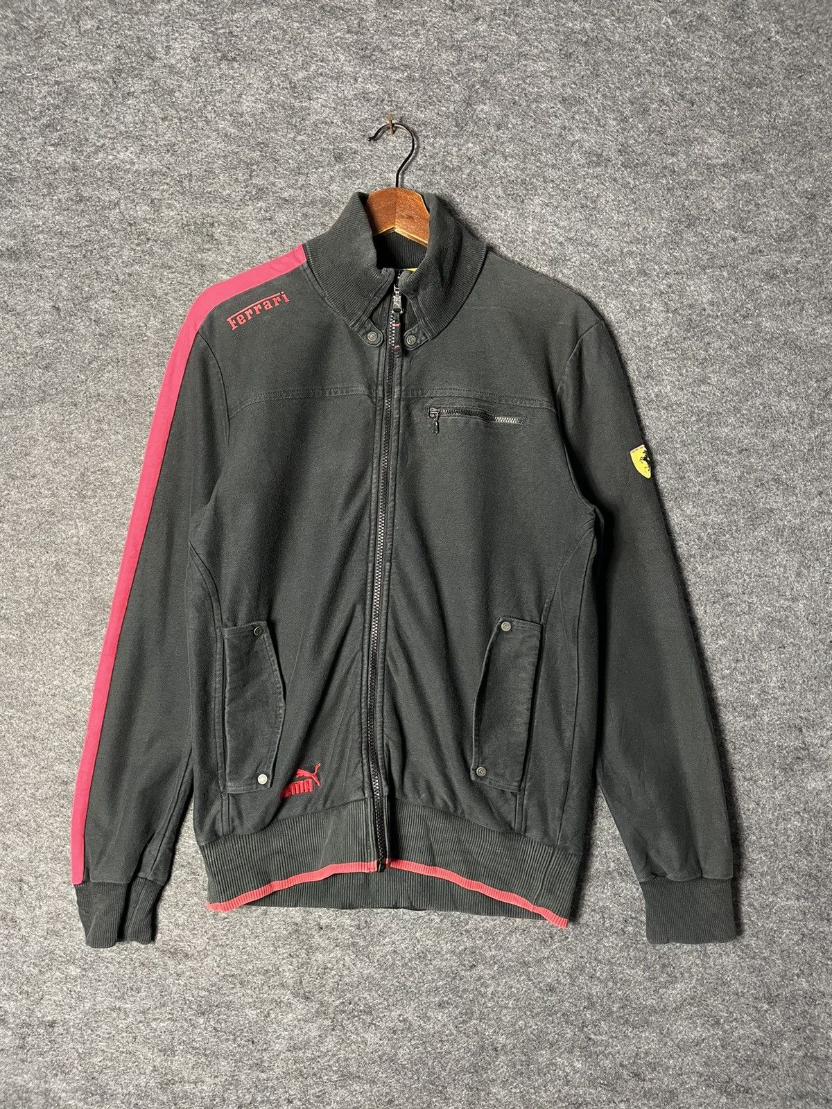 Ferrari × Puma PUMA x FERRARI JACKET Size US M / EU 48-50 / 2 - 1 Thumbnail