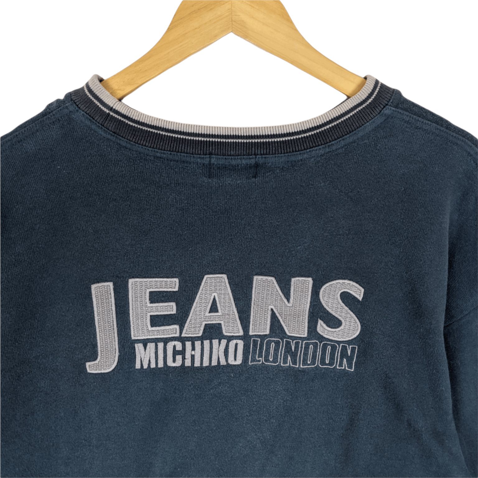 Michiko Koshino London MICHIKO LONDON Jeans Big Logo Spell Out Jumper Sweatshirt Size US L / EU 52-54 / 3 - 4 Thumbnail