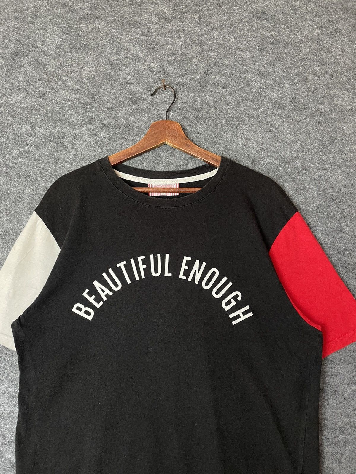 Other BEAUTIFUL ENOUGH TEE Size US XL / EU 56 / 4 - 2 Thumbnail