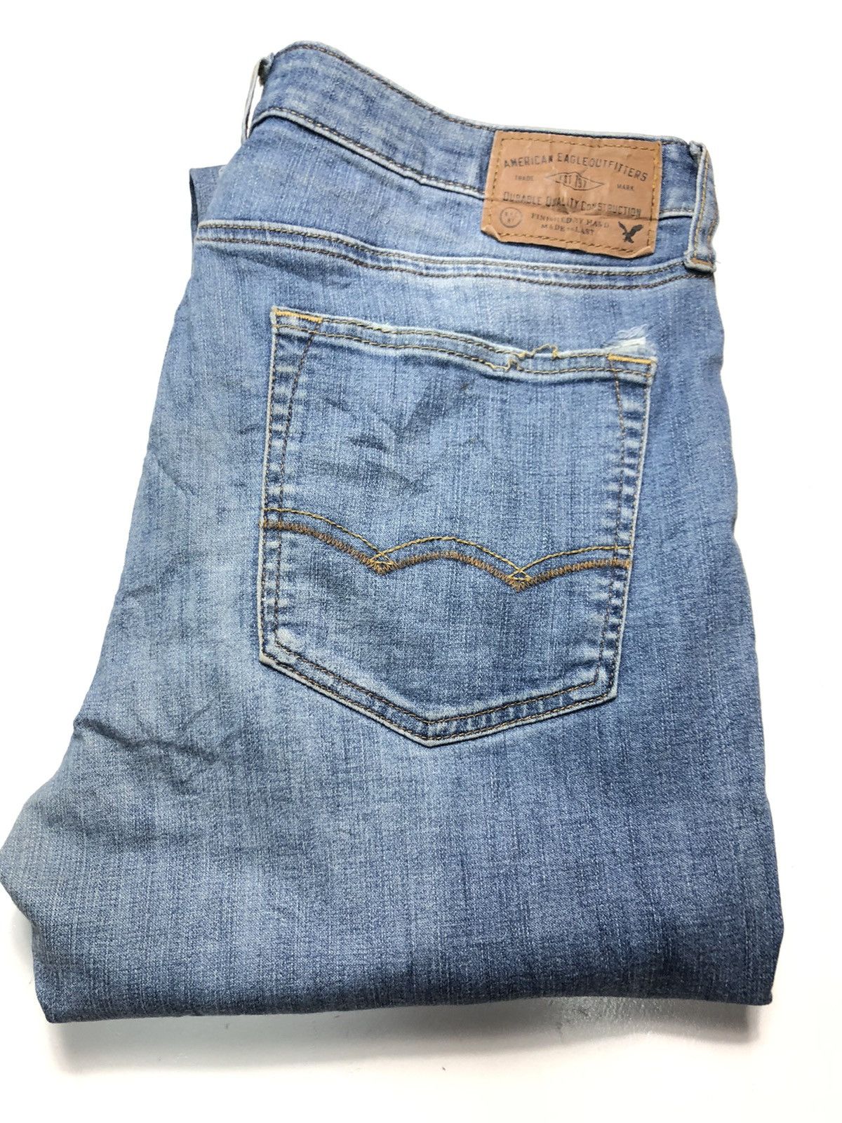 American Eagle Outfitters × Vintage VINTAGE AMERICAN EAGLE BLUE WASH DISTRESSED DENIM Size US 33 - 17 Thumbnail
