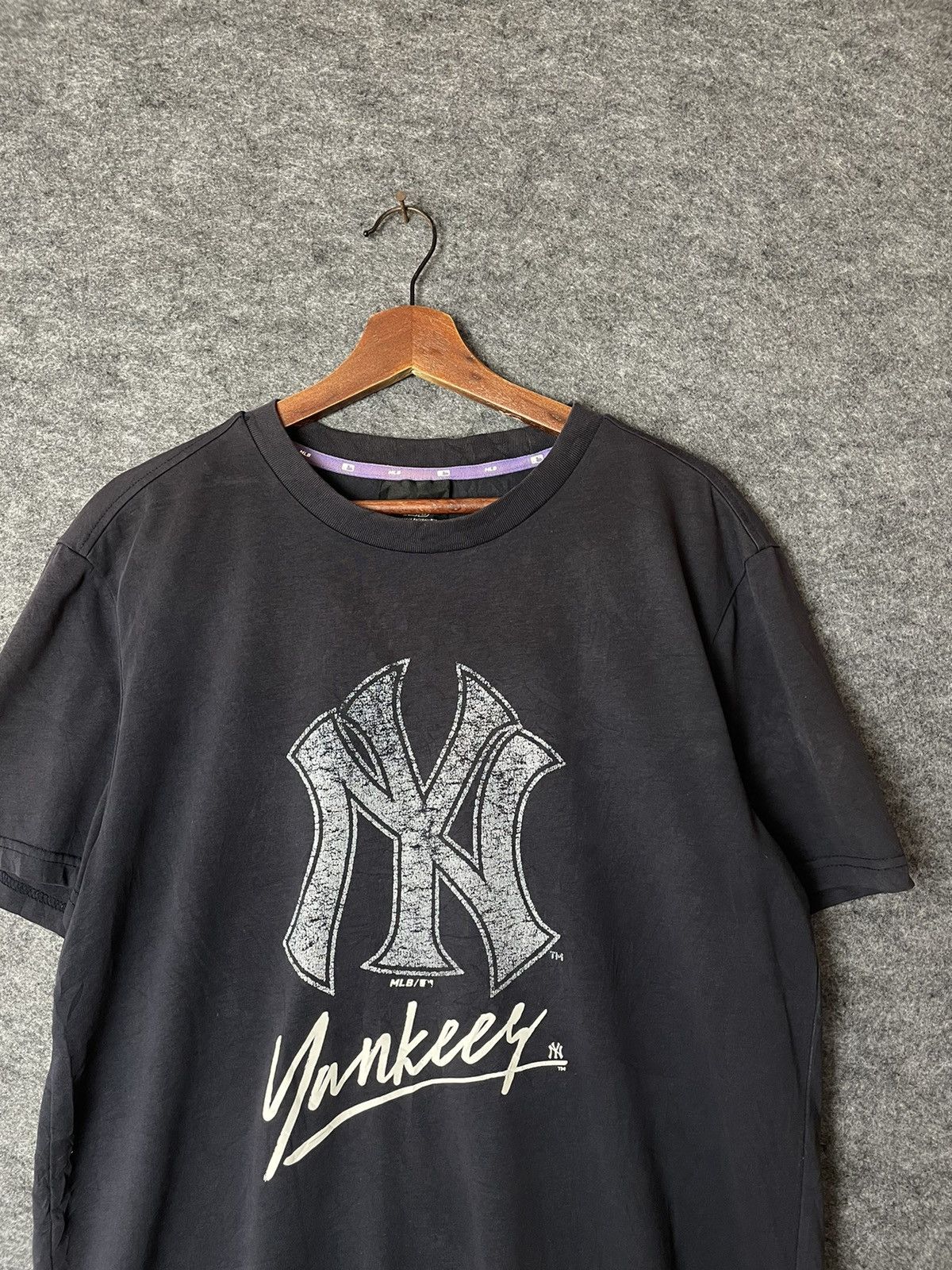 MLB × New York Yankees BIG LOGOS TEE Size US M / EU 48-50 / 2 - 2 Thumbnail