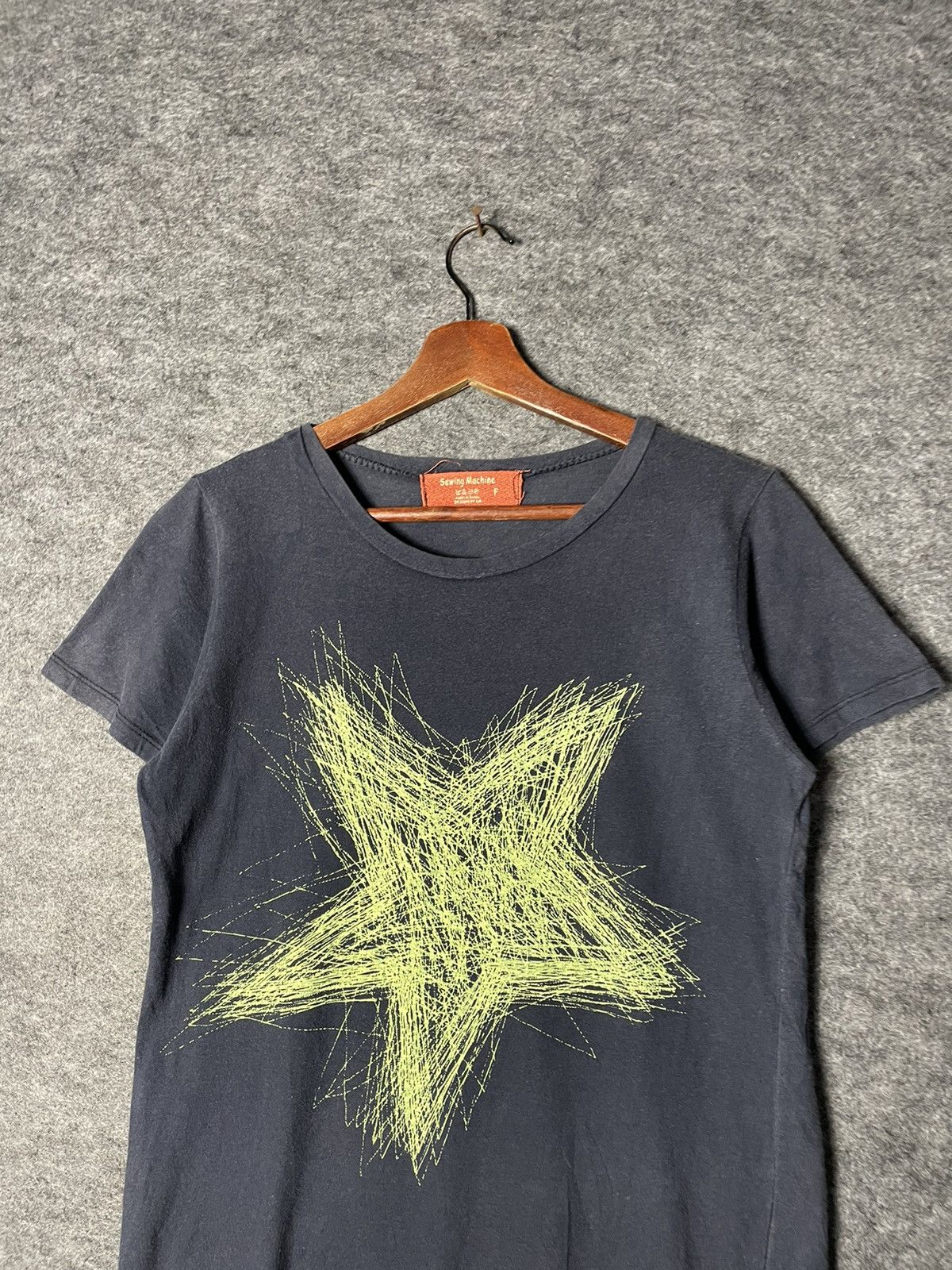 Japanese Brand SEWING MACHINE BIG STAR TEE Size US S / EU 44-46 / 1 - 2 Thumbnail