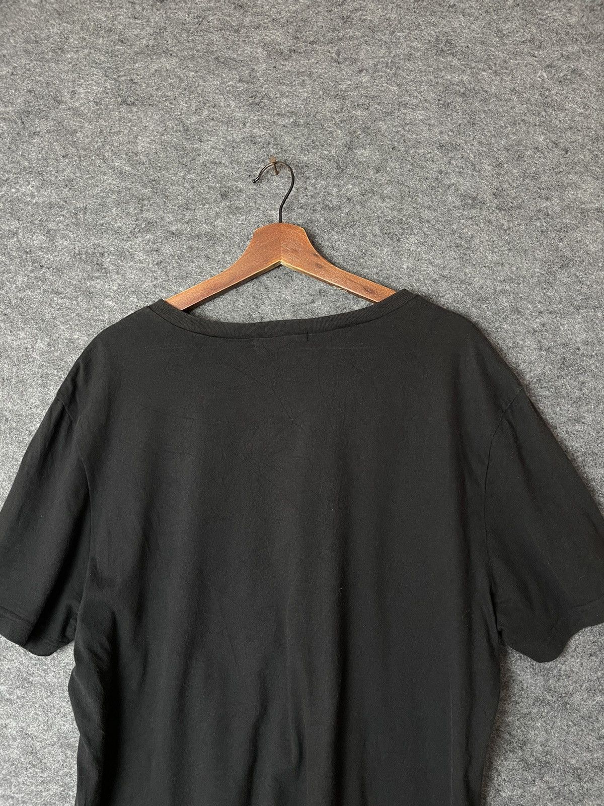 Guess GUESS V NECK TEE Size US XL / EU 56 / 4 - 4 Thumbnail