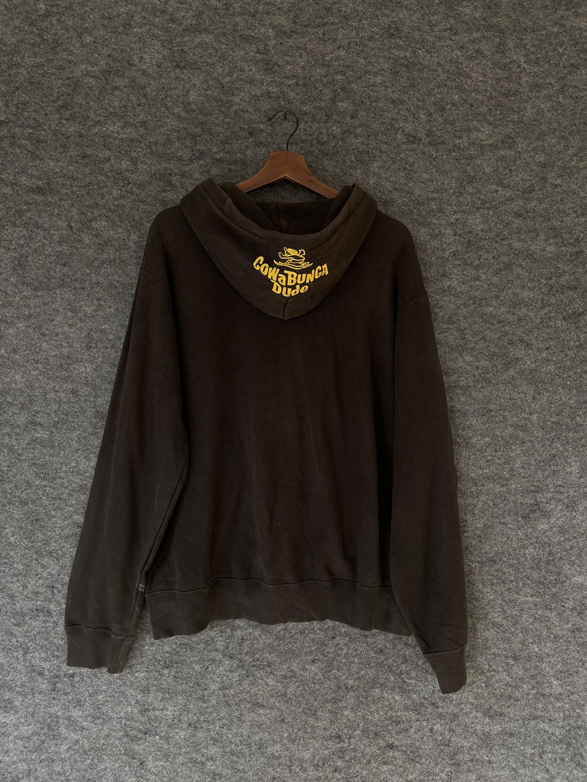 Japanese Brand × Vintage VINTAGE DISSTRESSED DAKOTA COWABUNGA DUDE HOODIE Size US L / EU 52-54 / 3 - 3 Thumbnail