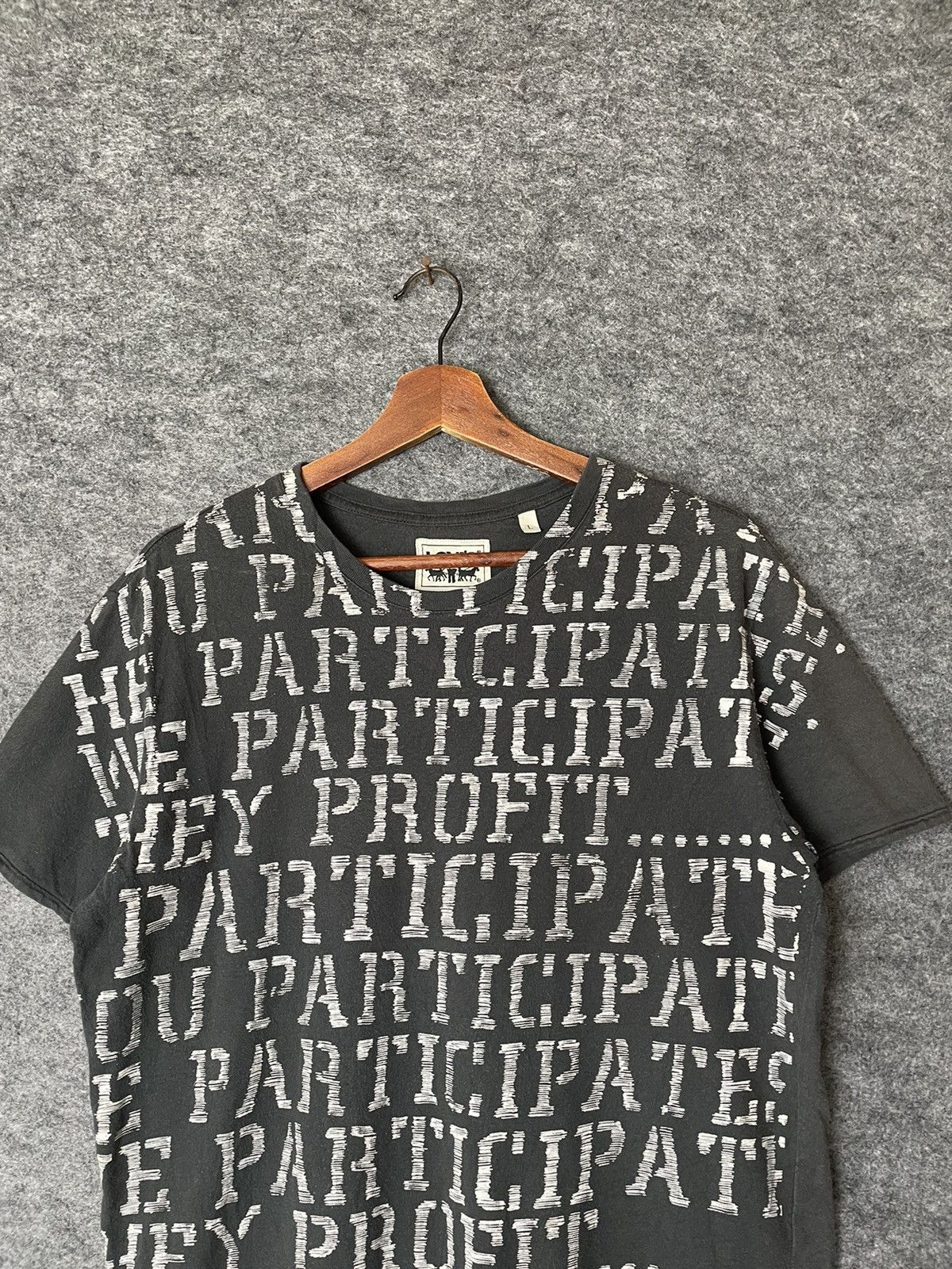 Levi's × Levi's Vintage Clothing LEVIS OVERPRINTED TEE Size US L / EU 52-54 / 3 - 2 Thumbnail