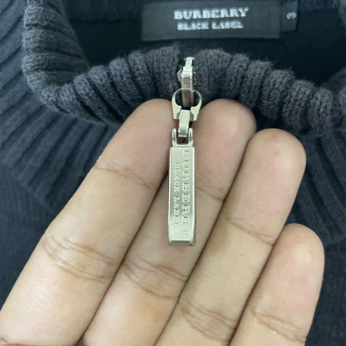 Burberry Vintage Burberry Embroidery Small Logo Sweater Size US M / EU 48-50 / 2 - 8 Thumbnail