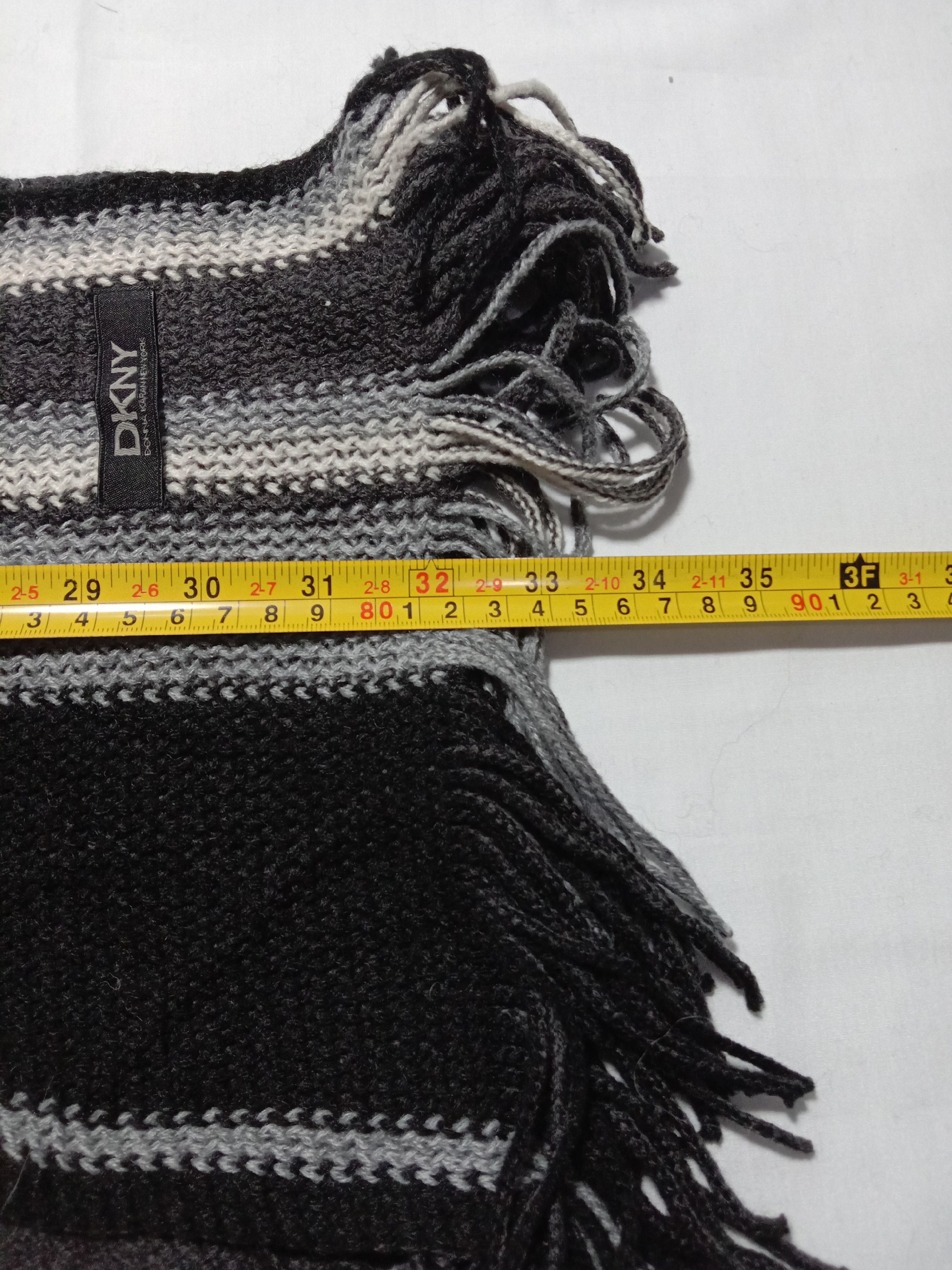 DKNY DKNY Donna Karan New York Scarves Muffler Neck Warmer Size ONE SIZE - 3 Thumbnail