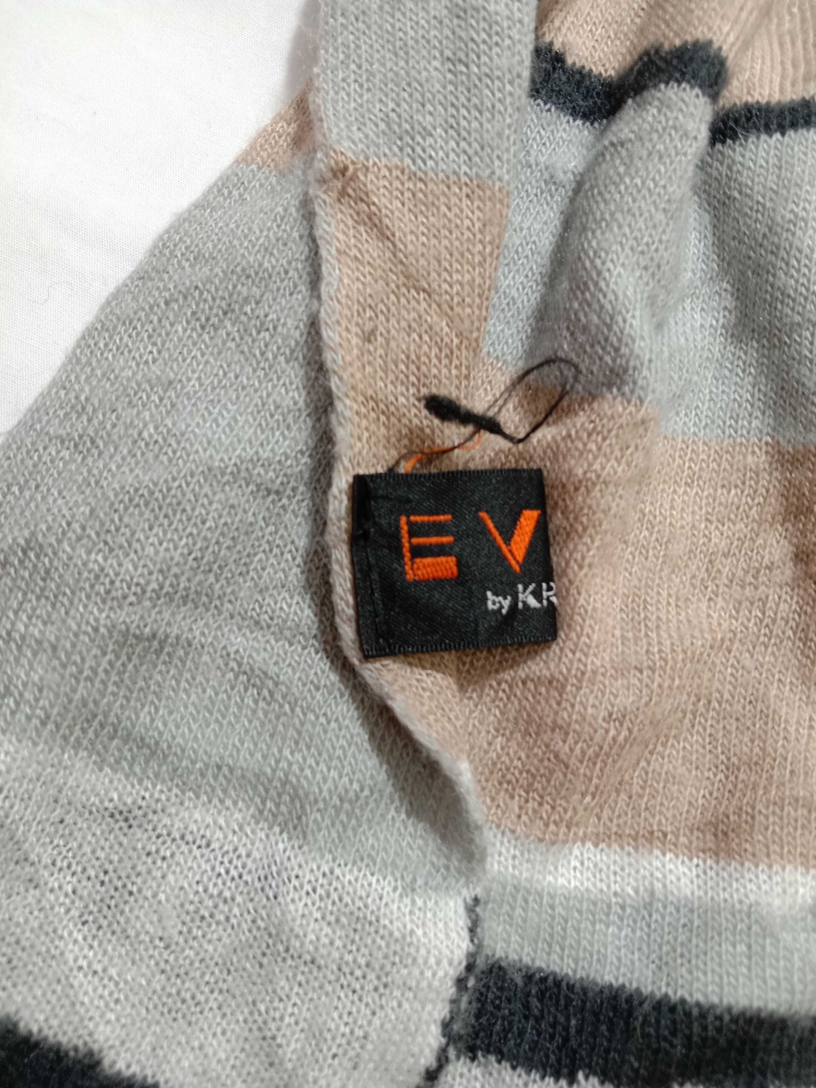 Japanese Brand Evex by Krizia Muffler/Scarf Simple And Nice Design Size ONE SIZE - 4 Thumbnail