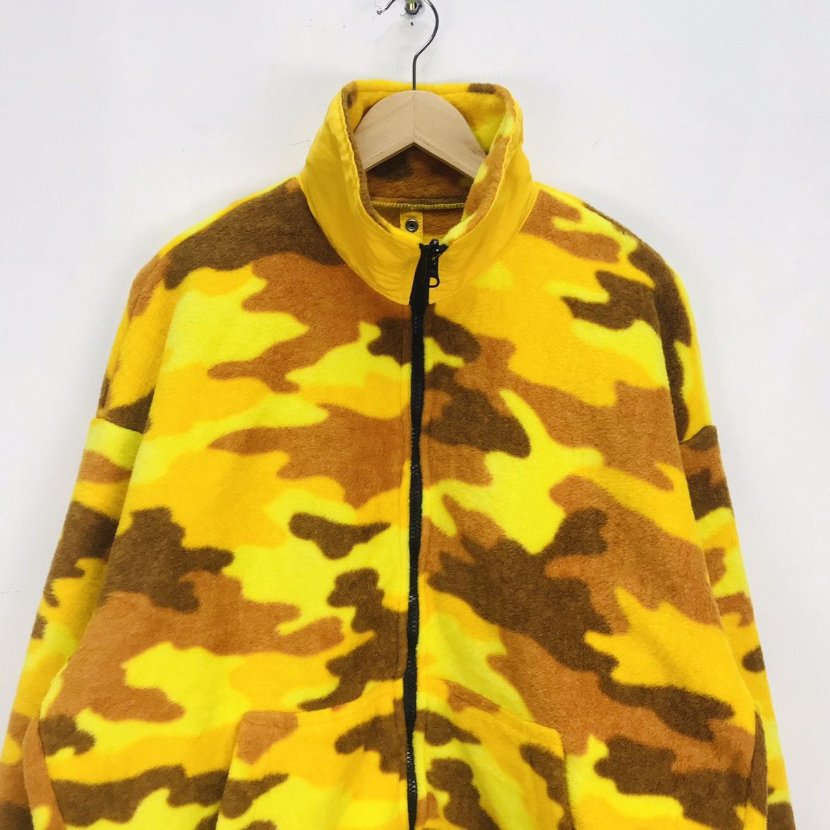Ellesse Rare Ellesse Camo Fleece adventure skiers made in japan Size US L / EU 52-54 / 3 - 2 Thumbnail