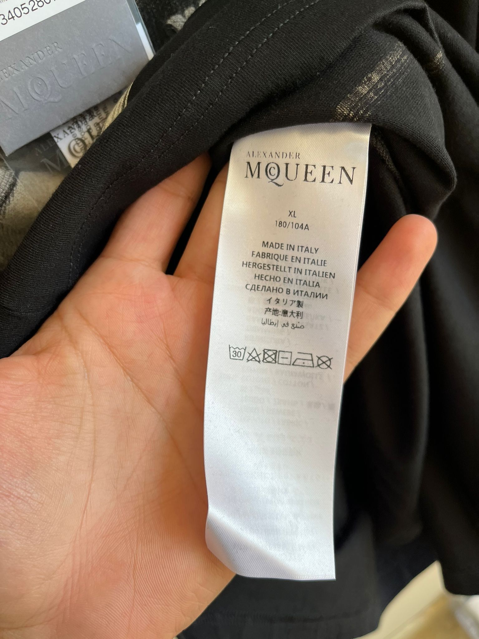 Alexander McQueen Long Sleeve Shirt in Black Size US XL / EU 56 / 4 - 9 Thumbnail