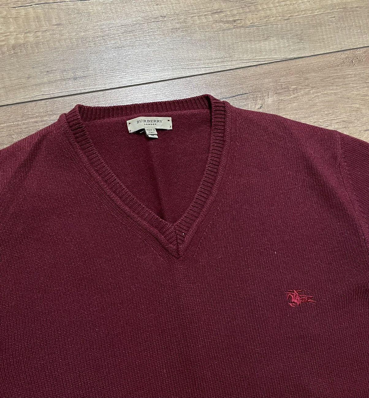 Burberry Burberry London Merino Wool V-Neck Sweater M Size US M / EU 48-50 / 2 - 3 Thumbnail