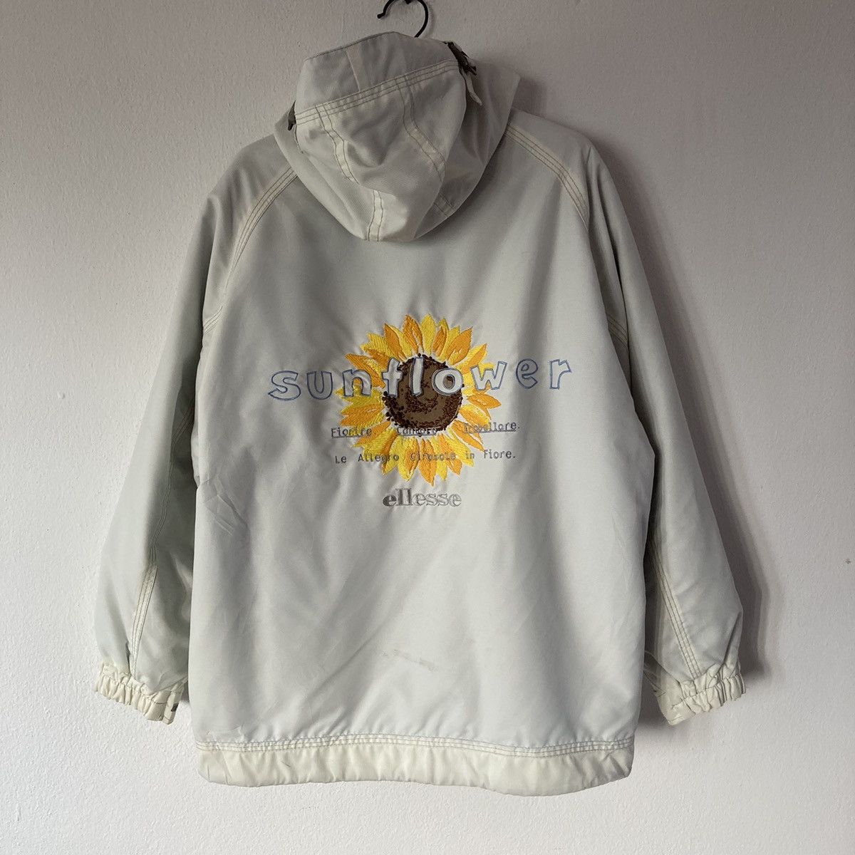 Ellesse ELLESSE EMBROIDERY FLOWER WINTER JACKET Size US L / EU 52-54 / 3 - 1 Thumbnail