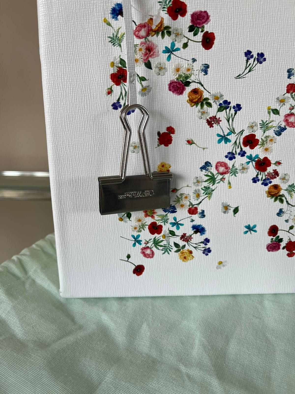 Off-White o1rshd1 Floral Arrow Leather Hand Bag in White Size ONE SIZE - 8 Thumbnail