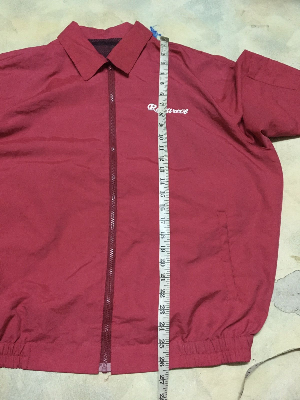 Japanese Brand Japanese Brand Red Wave Light Jacket Windbreaker Big Logo Size US M / EU 48-50 / 2 - 9 Thumbnail