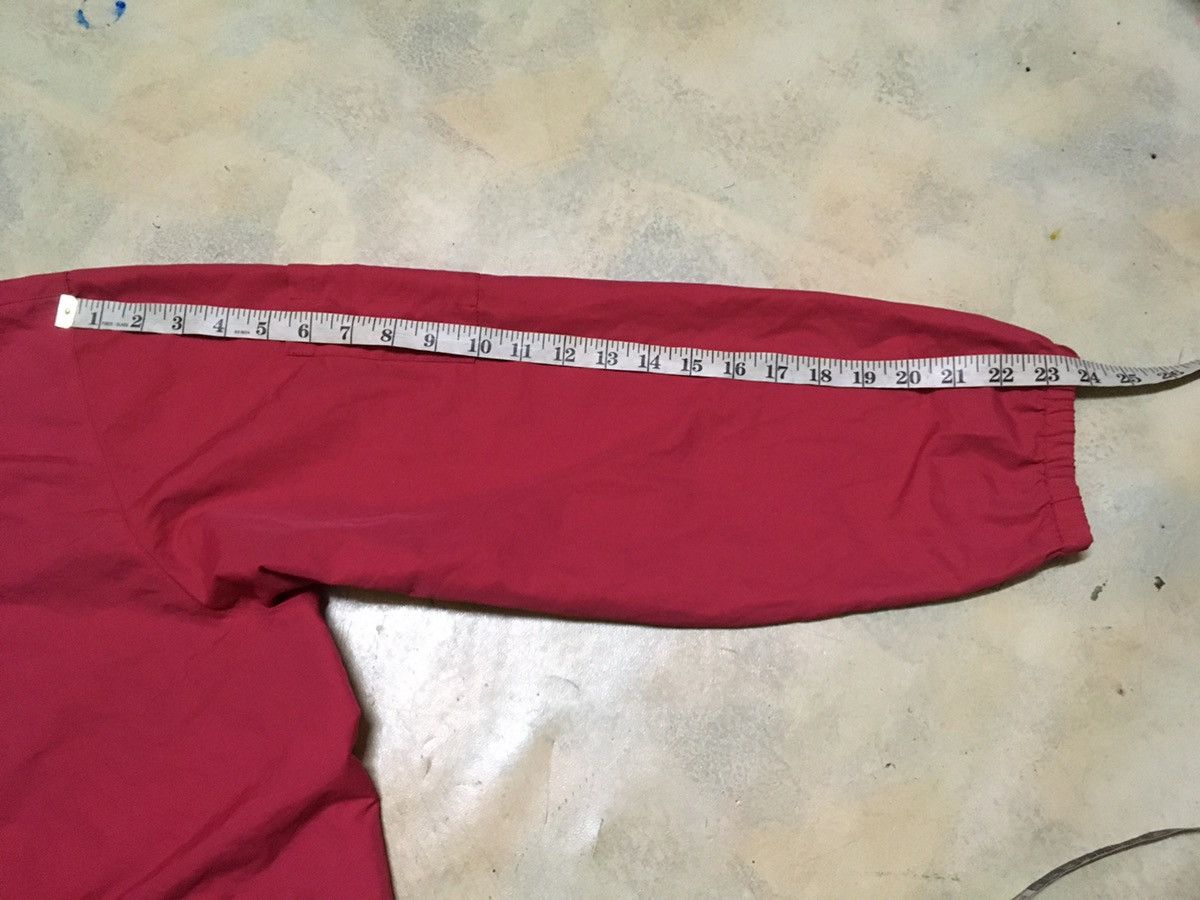 Japanese Brand Japanese Brand Red Wave Light Jacket Windbreaker Big Logo Size US M / EU 48-50 / 2 - 10 Thumbnail