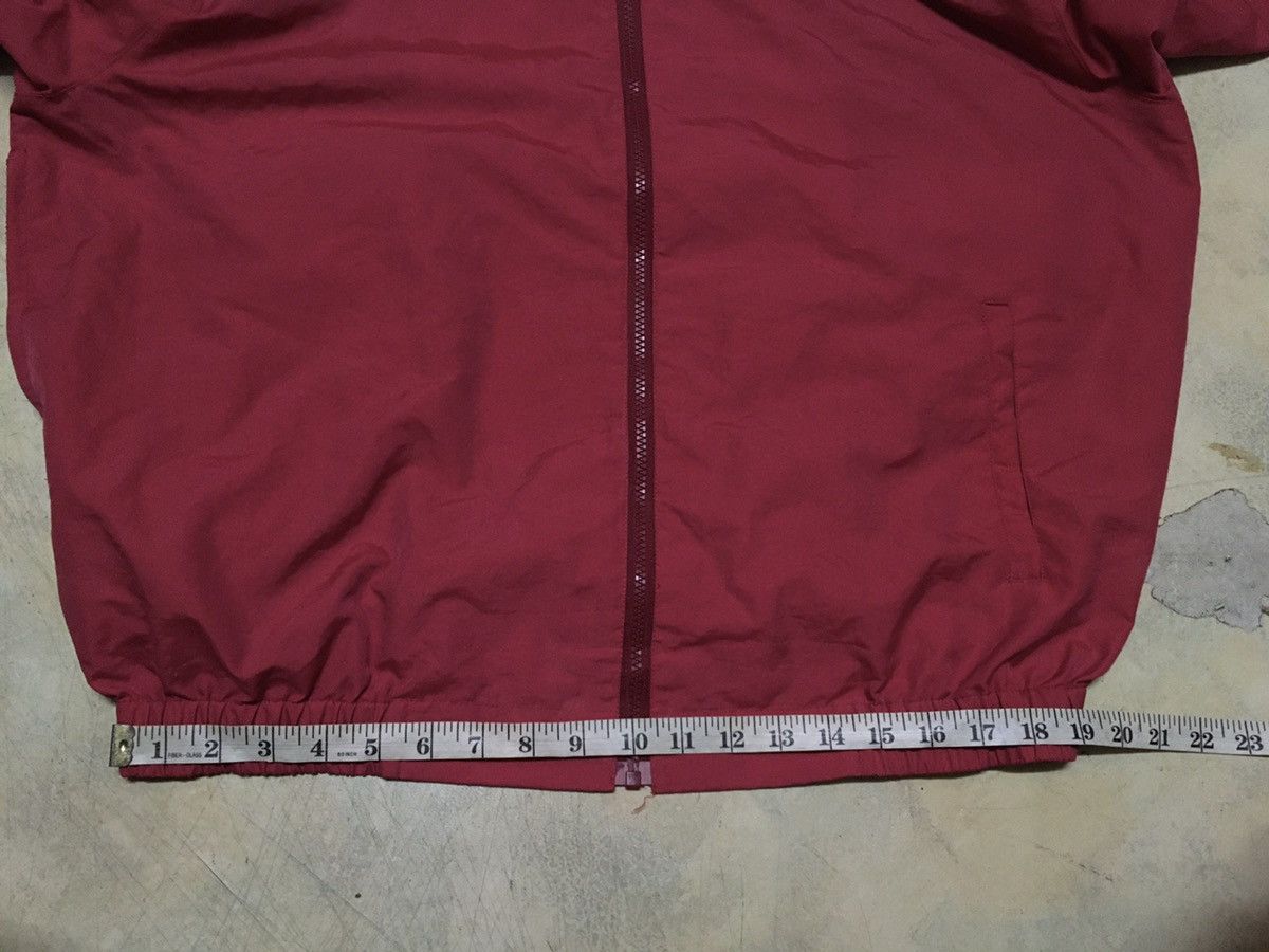 Japanese Brand Japanese Brand Red Wave Light Jacket Windbreaker Big Logo Size US M / EU 48-50 / 2 - 8 Thumbnail