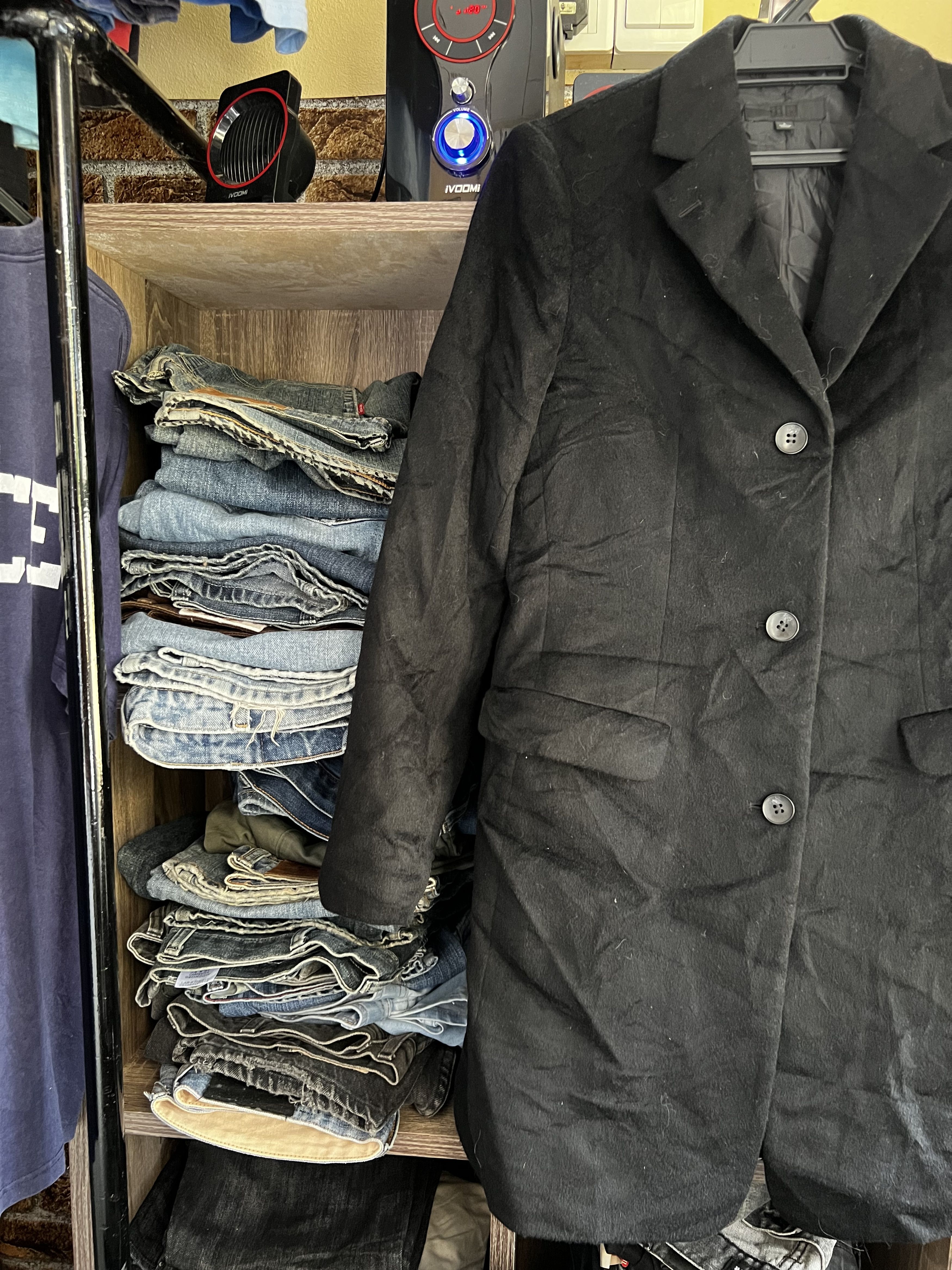 Japanese Brand 🔥Black Cashmere Uniqlo Long Jackets Size US S / EU 44-46 / 1 - 3 Thumbnail