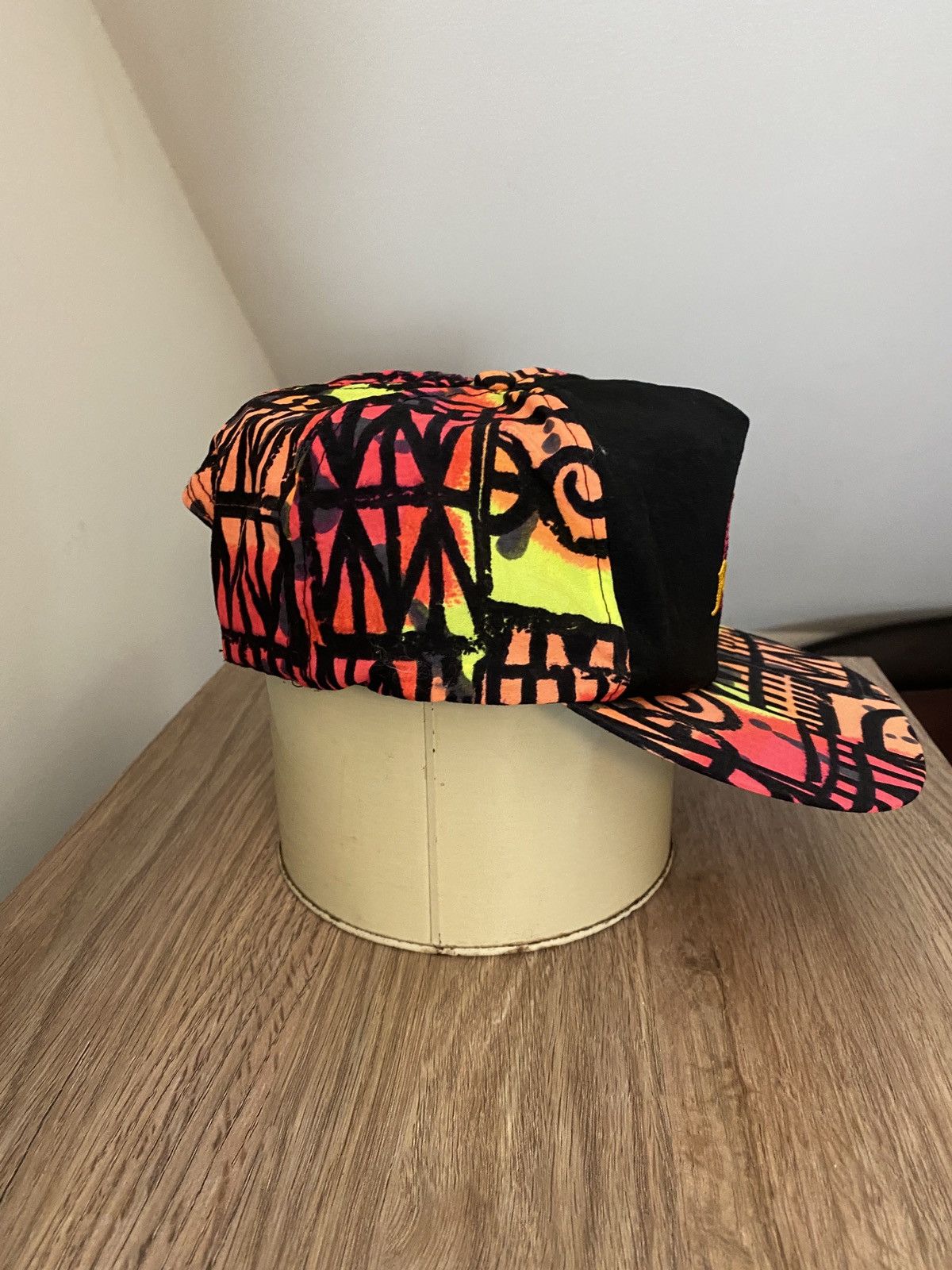 Vintage Vintage Early 90’s Bahamas Neon Nylon Snap Back Hat Cap Size ONE SIZE - 8 Thumbnail