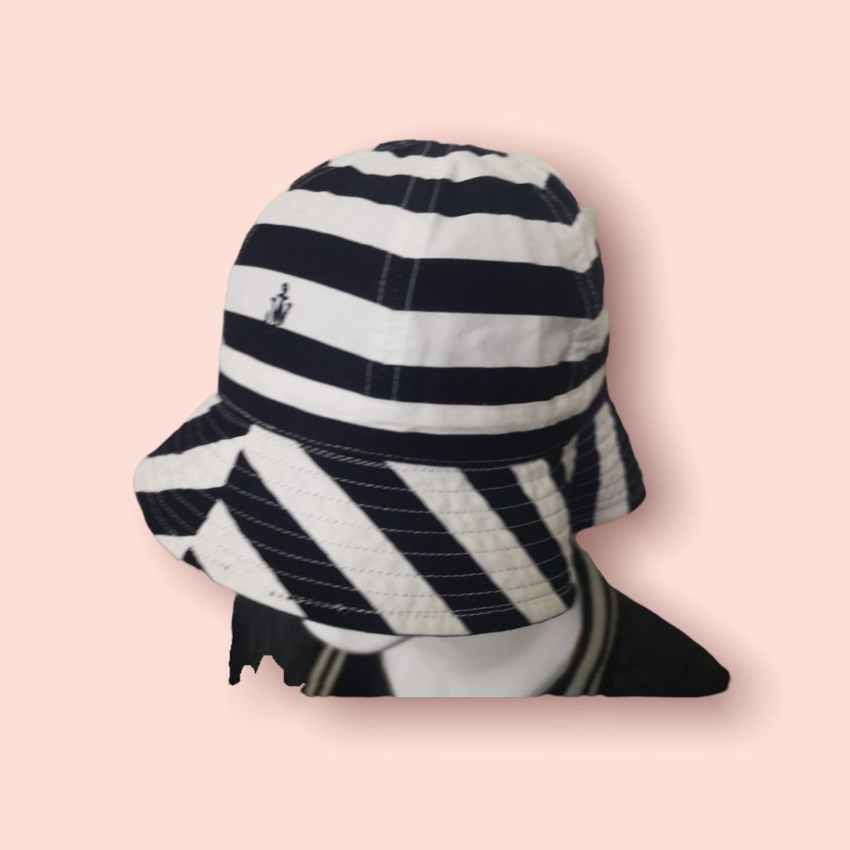 JW Anderson × Japanese Brand × Uniqlo UNIQLO X J. W. ANDERSON - REVERSIBLE 6 PANELS BUCKET HAT Size ONE SIZE - 6 Thumbnail