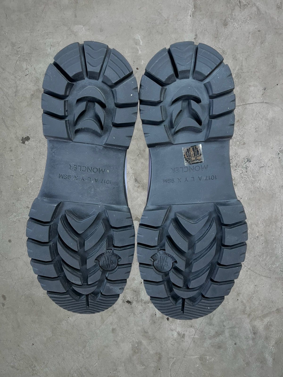 1017 ALYX 9SM Alison Scarpa Moncler Alyx Boots Size US 10 / EU 43 - 12 Thumbnail