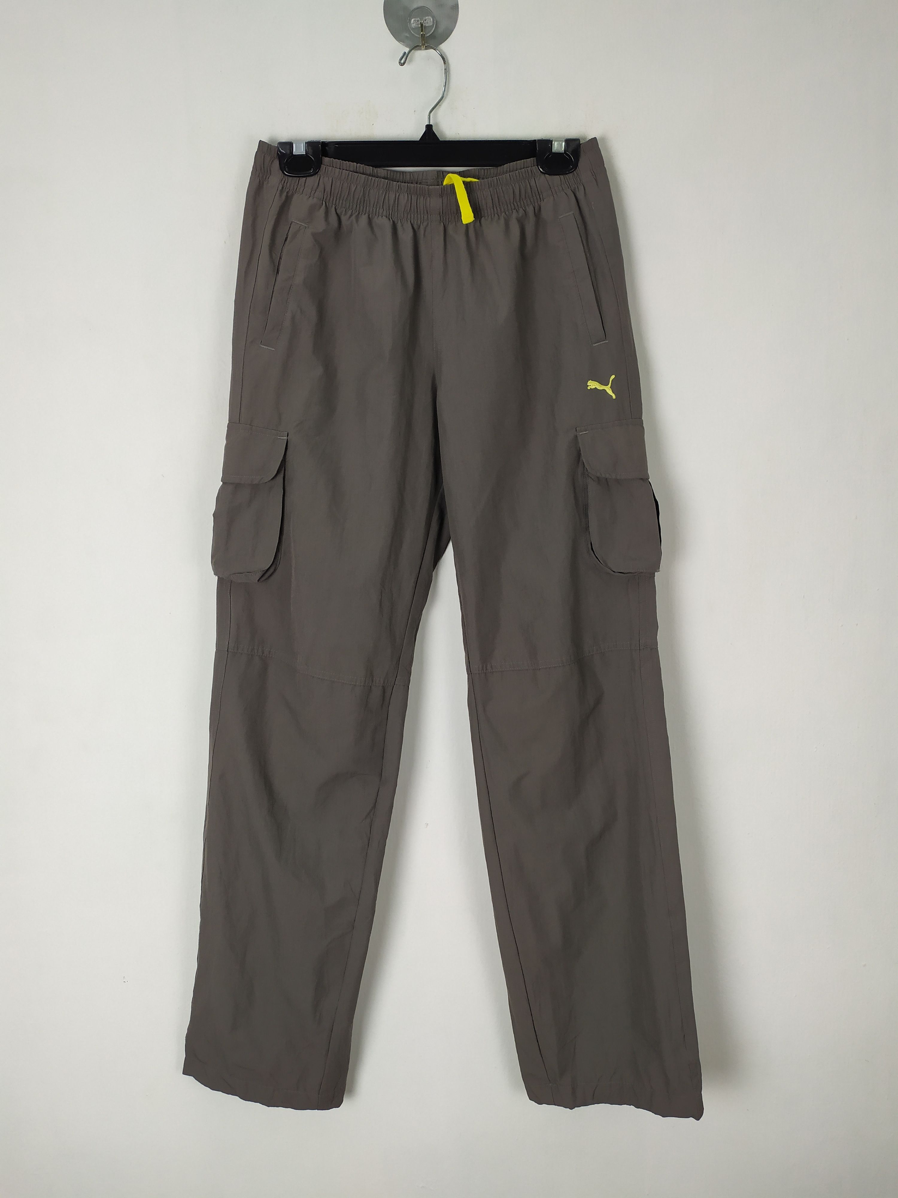 Puma PUMA HIKING/SPORTWEAR/OUTDOOR LADIES CARGO PANTS Size 28" / US 6 / IT 42 - 1 Thumbnail