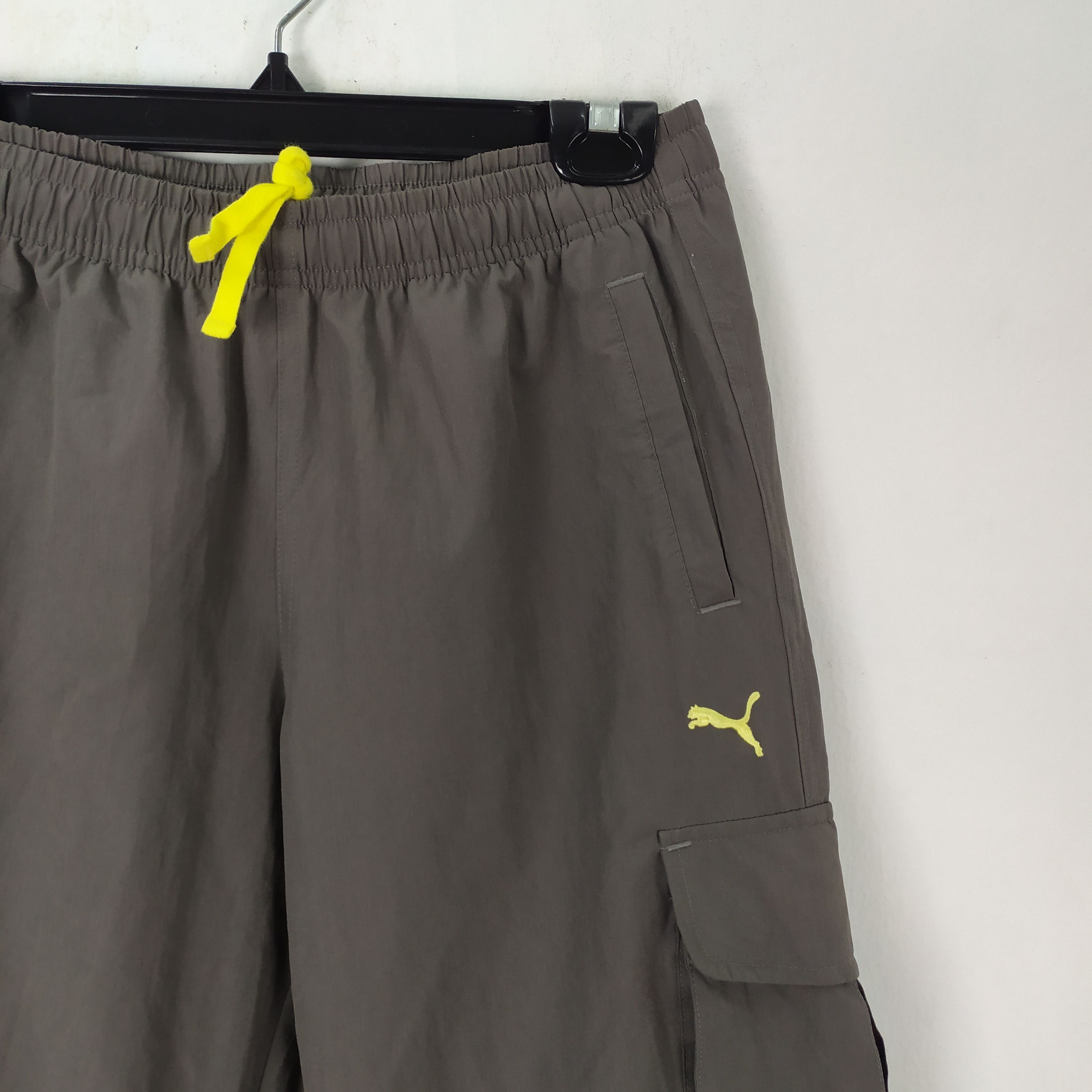 Puma PUMA HIKING/SPORTWEAR/OUTDOOR LADIES CARGO PANTS Size 28" / US 6 / IT 42 - 2 Thumbnail