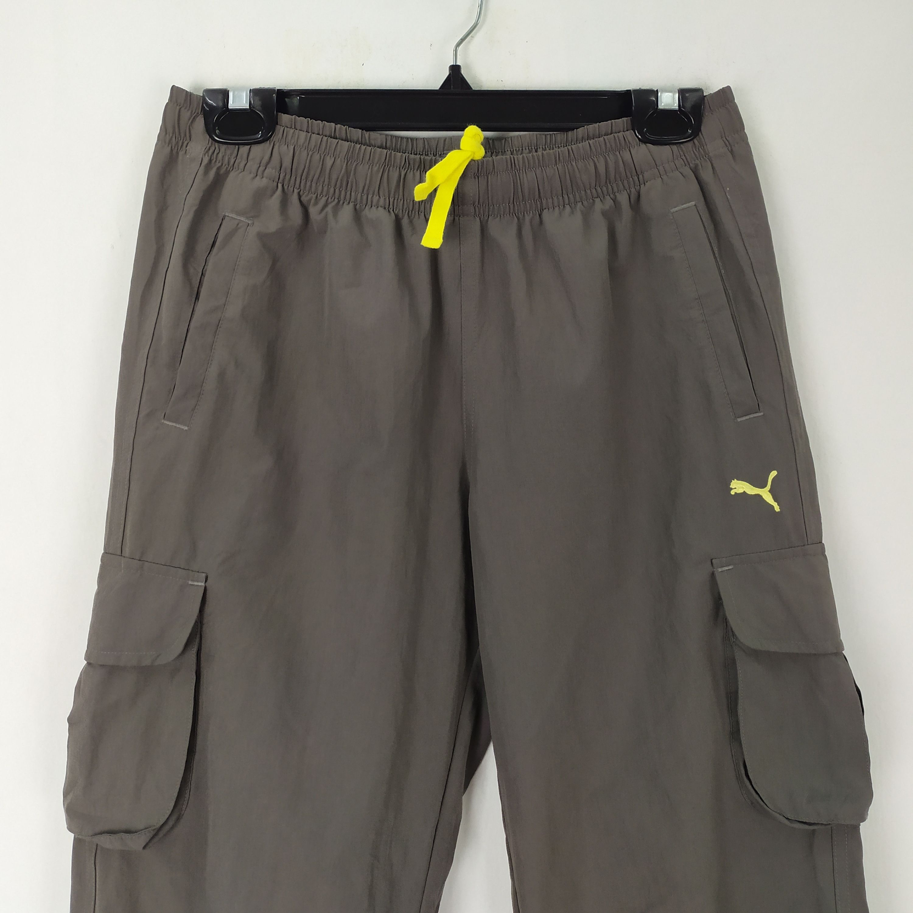 Puma PUMA HIKING/SPORTWEAR/OUTDOOR LADIES CARGO PANTS Size 28" / US 6 / IT 42 - 4 Thumbnail