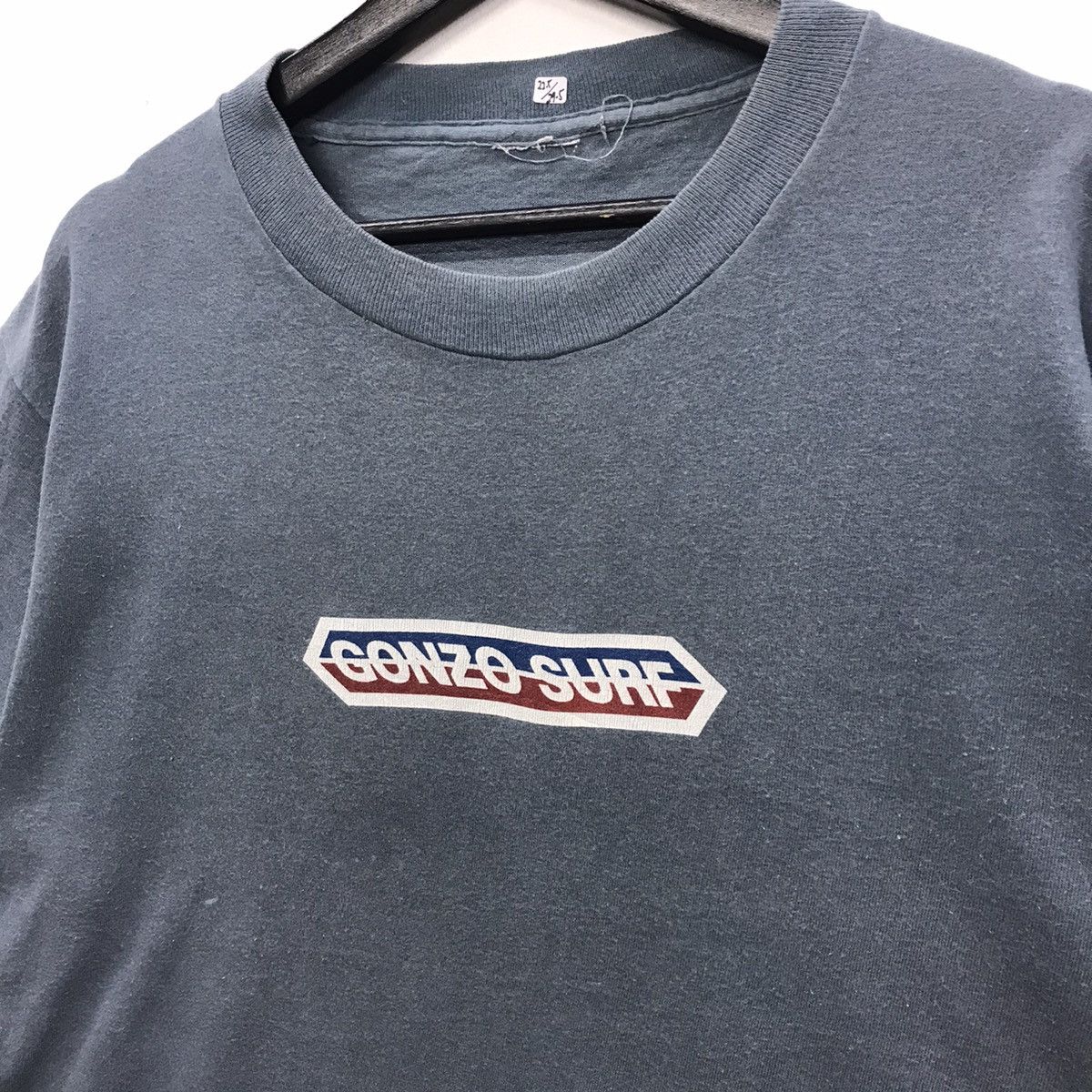 Vintage Rare!! Vintage Gonzo Surf Spellout Tee Size US L / EU 52-54 / 3 - 7 Thumbnail