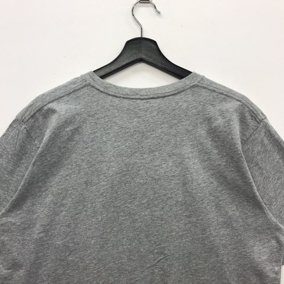 Anime × Uniqlo Rare!! Uniqlo X Dragon Ball Goku VS Frieza Graphic Size US XL / EU 56 / 4 - 10 Thumbnail