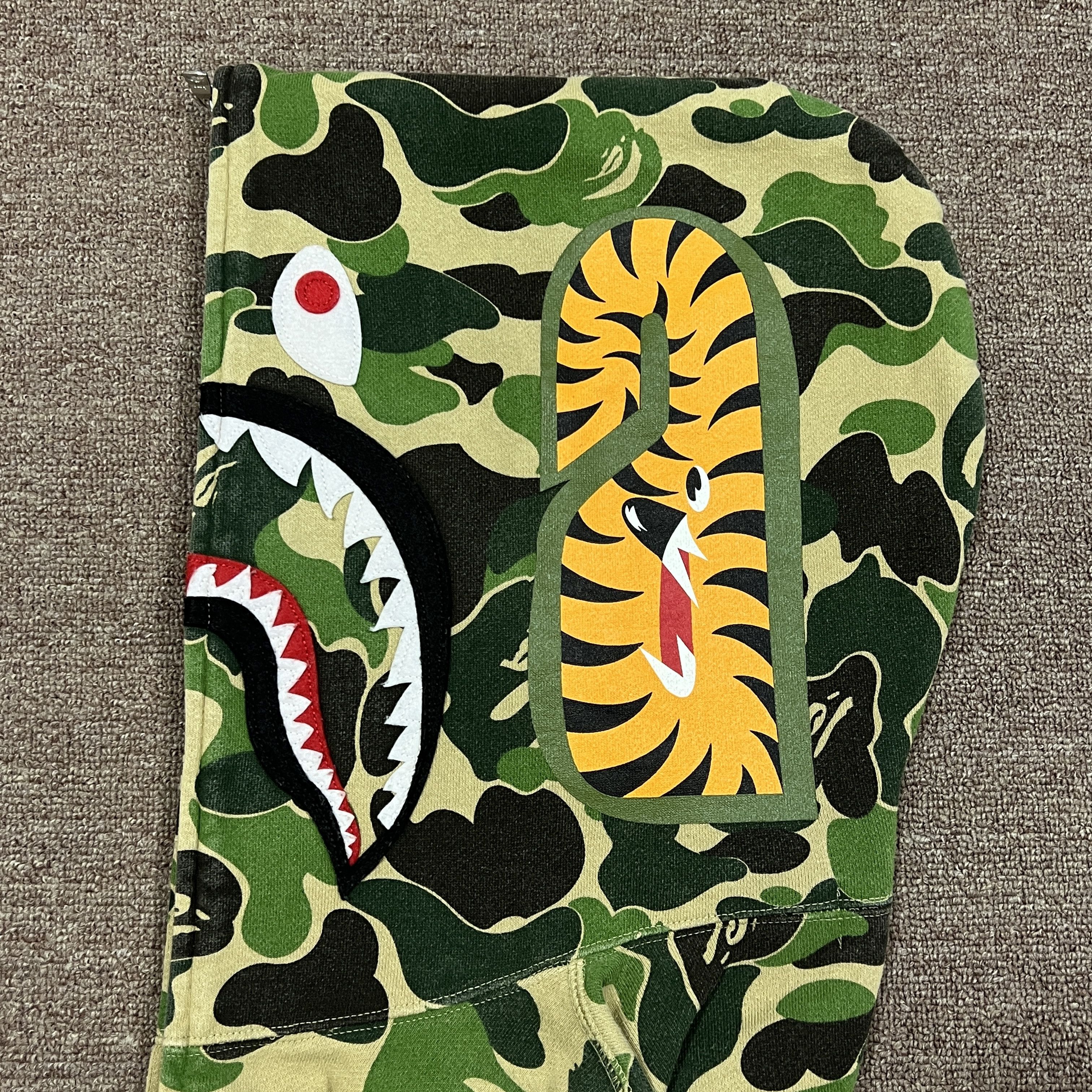 Bape ABC Camo Shark Full Zip Hoodie Size US M / EU 48-50 / 2 - 7 Thumbnail