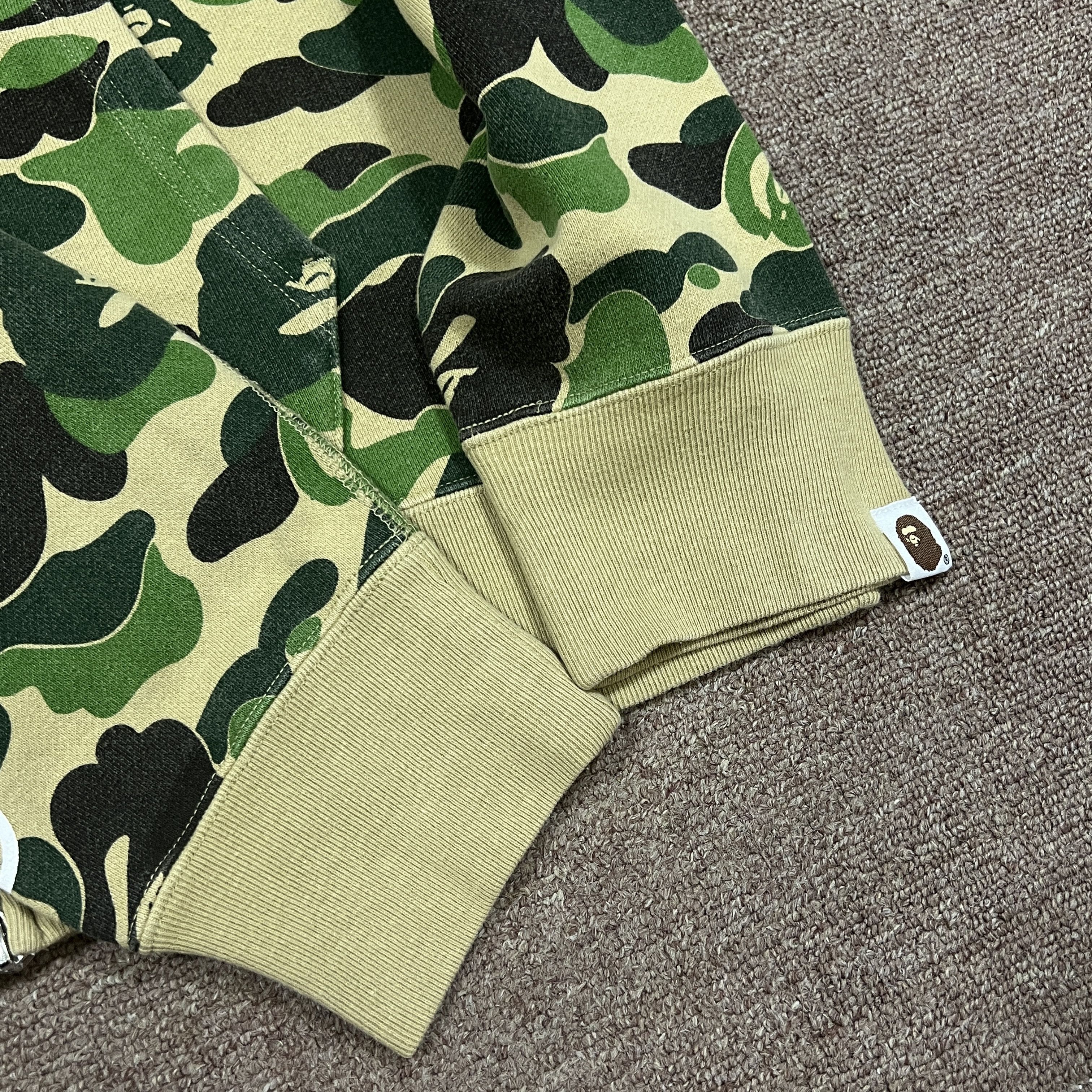 Bape ABC Camo Shark Full Zip Hoodie Size US M / EU 48-50 / 2 - 11 Thumbnail