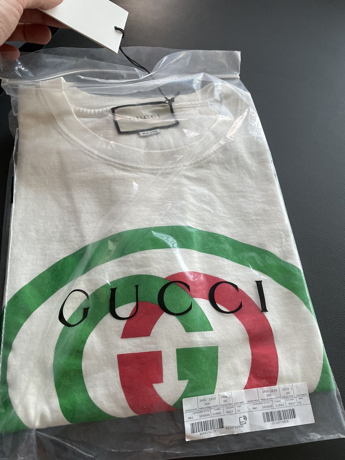 Gucci New Super Limited Gucci Runway Interlocking GG Logo T-shirt Size US XL / EU 56 / 4 - 3 Thumbnail