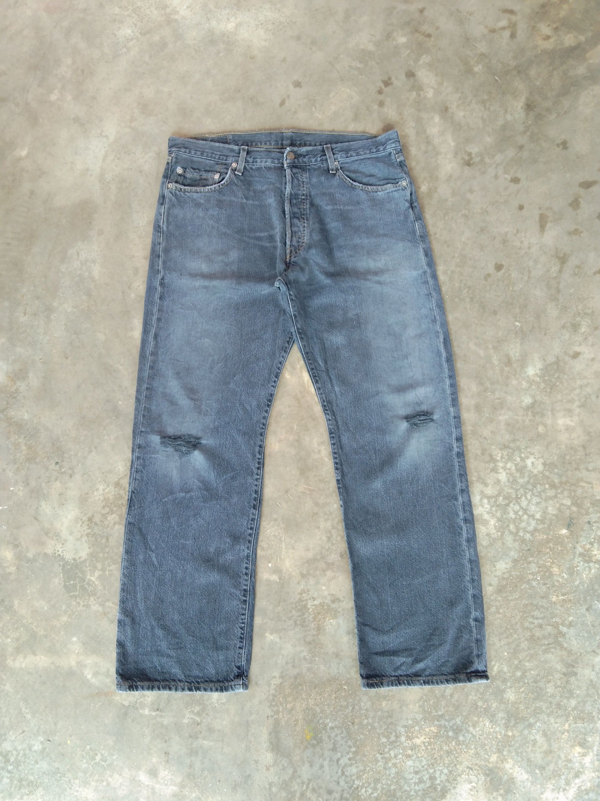 Levi's × Vintage Vintage Levis 501 Straight Leg Distressed Jeans 36x30 Size US 36 / EU 52 - 1 Thumbnail