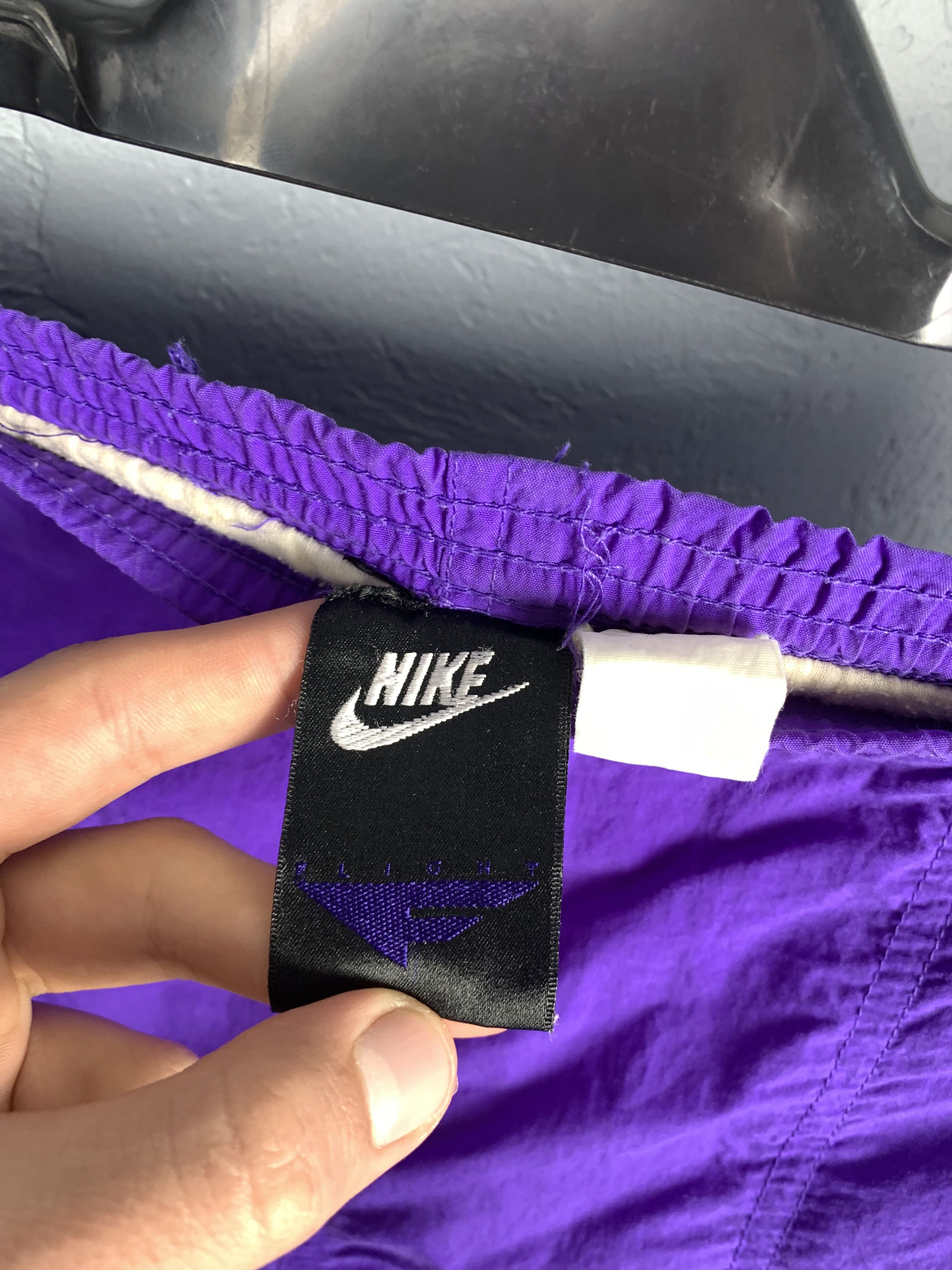 Nike Nike Flight 90s Vintage Nylon Shorts Size US 34 / EU 50 - 4 Thumbnail