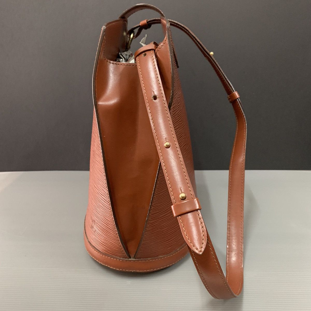 Louis Vuitton Louis Vuitton EPI Cluny Shoulder Bag Size ONE SIZE - 10 Thumbnail